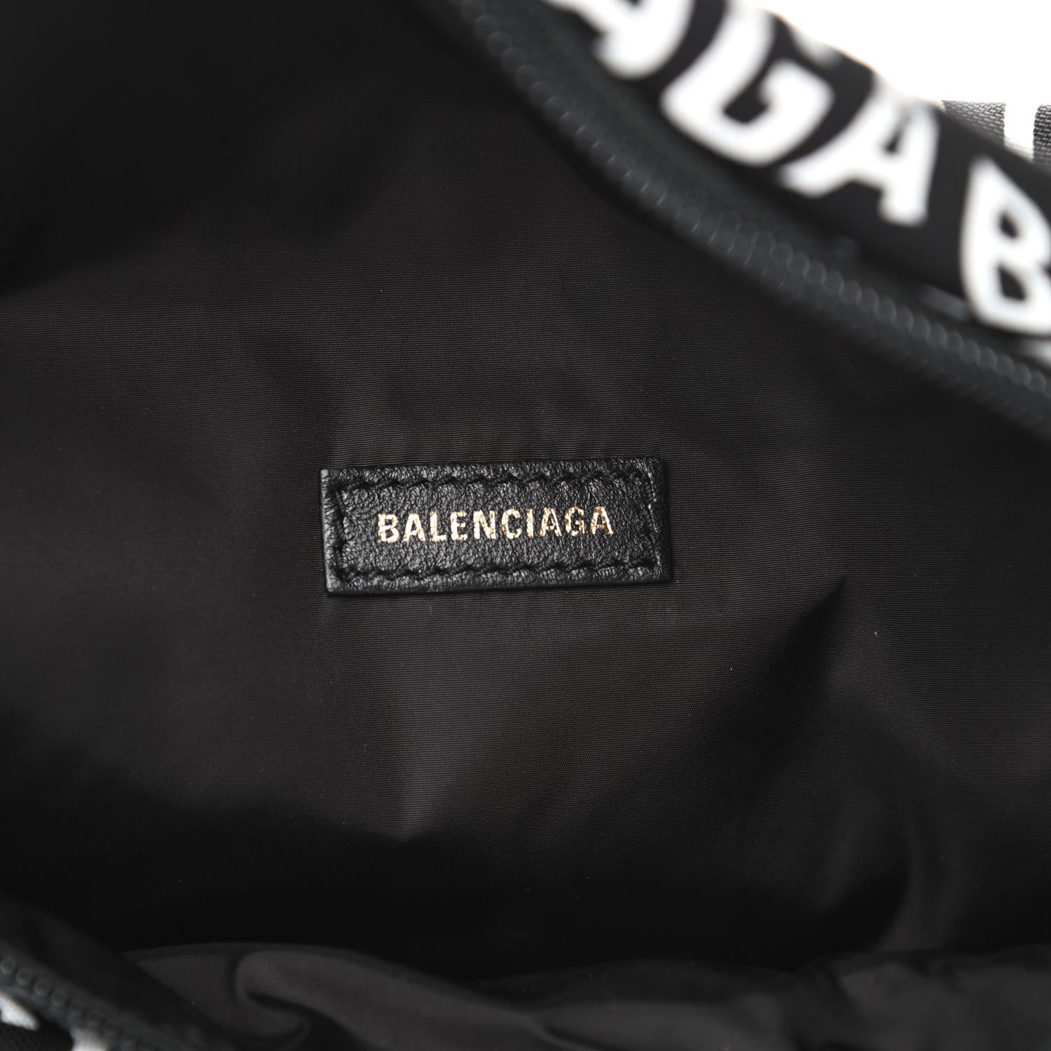 Balenciaga Nylon Wave Logo Print Wheel Beltpack Black White 6 of 10
