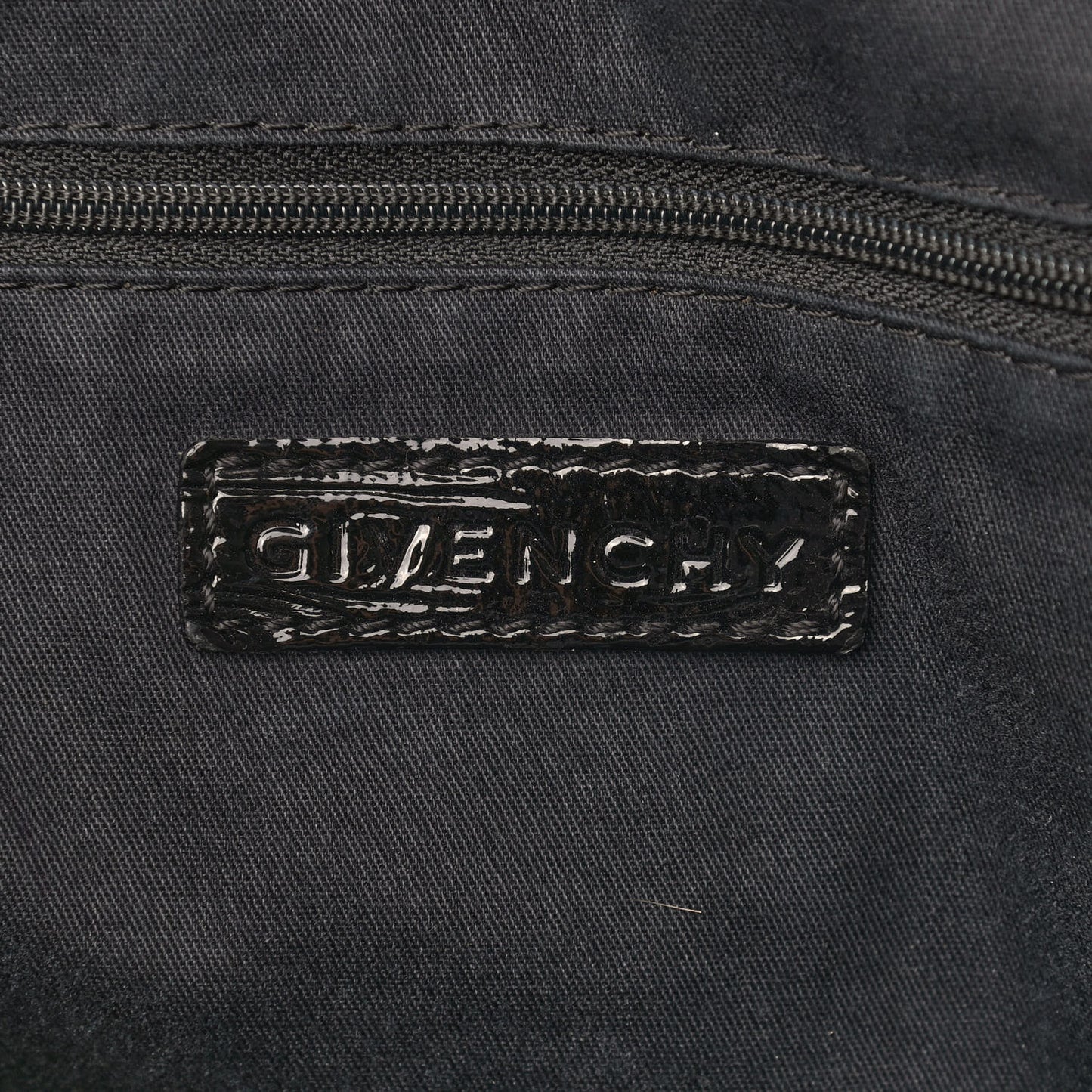 Crinkled Patent Calfskin Medium Nightingale Black