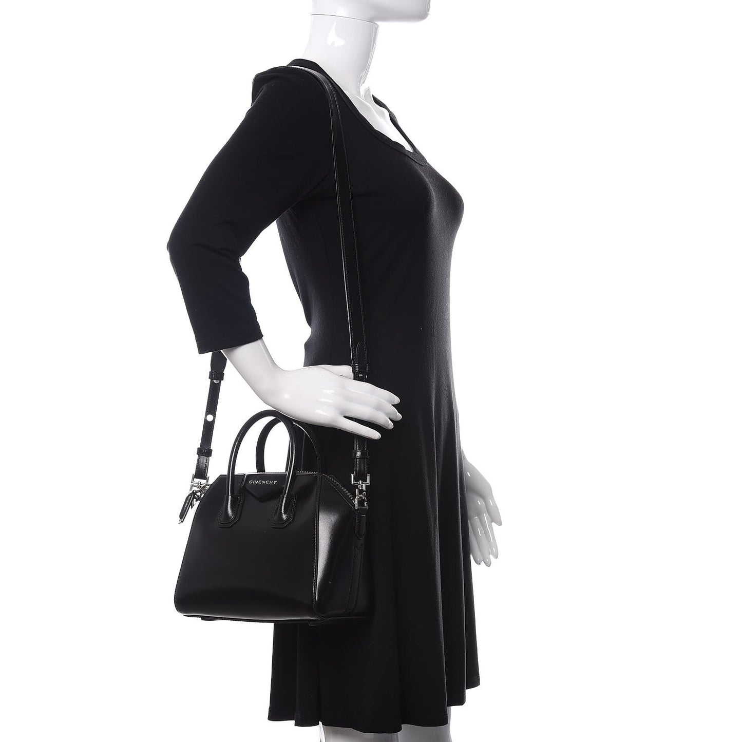 Shiny Lord Calfskin Mini Antigona Black