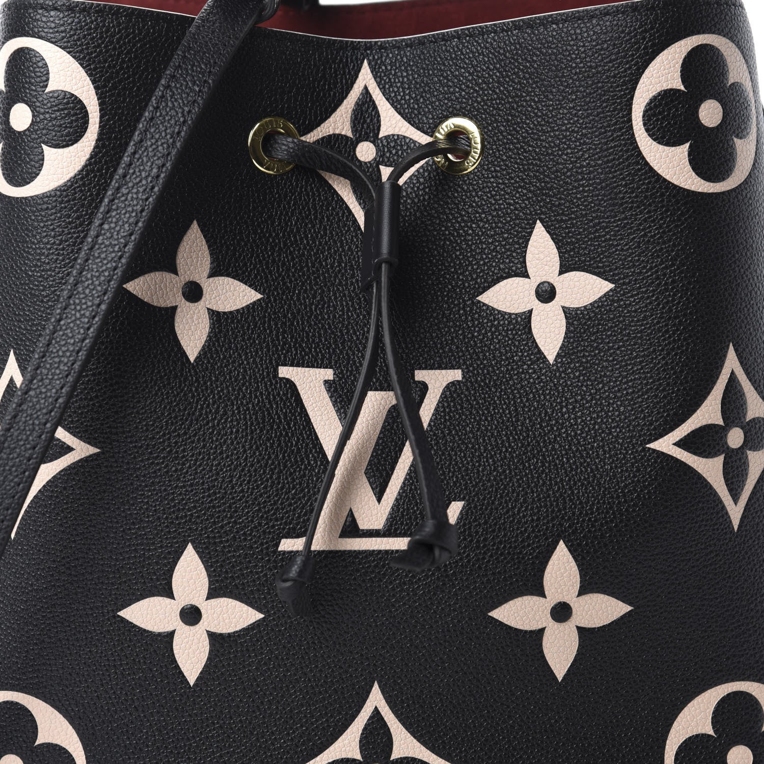 Louis Vuitton Empreinte Monogram Giant Neonoe MM Black Beige 11 of 11