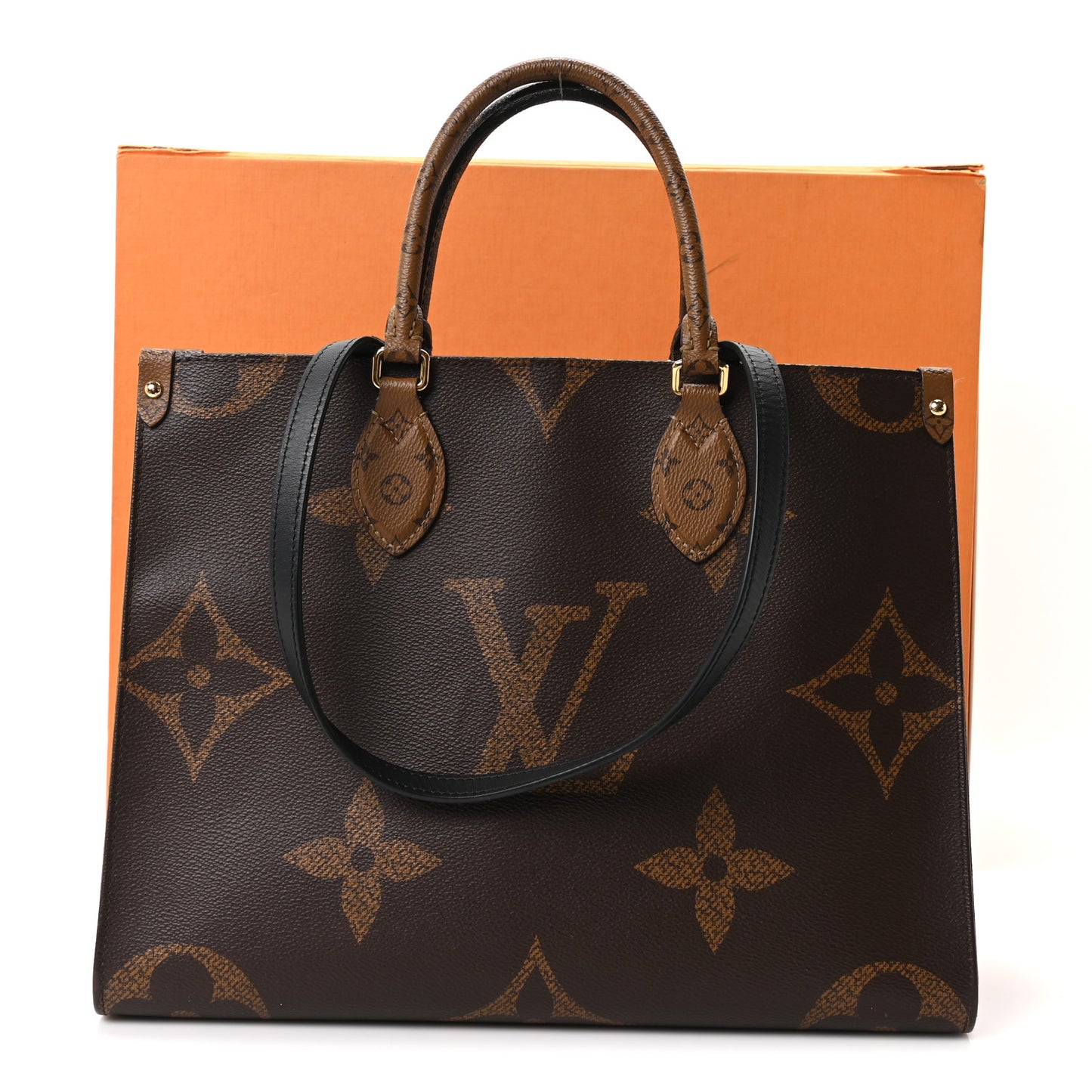 Reverse Monogram Giant Onthego MM