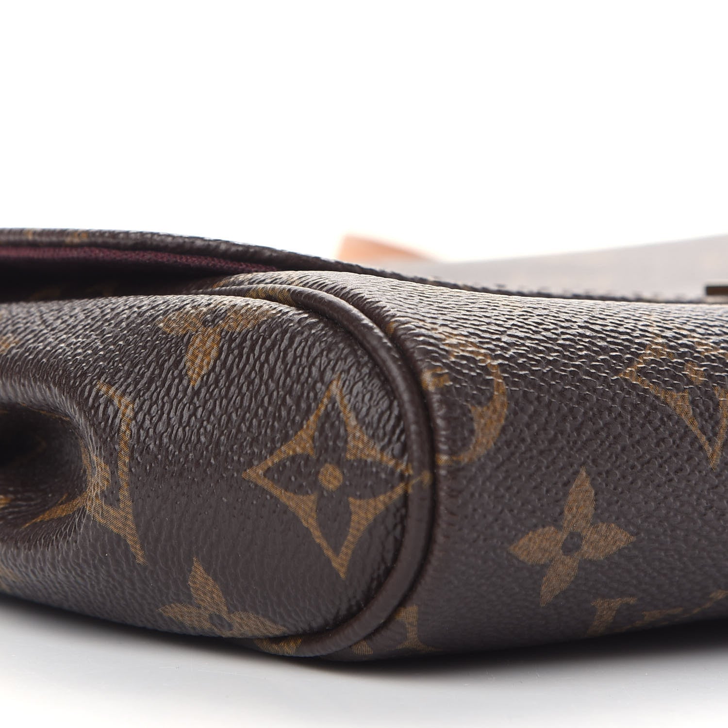 Louis Vuitton Monogram Favorite MM 8 of 9