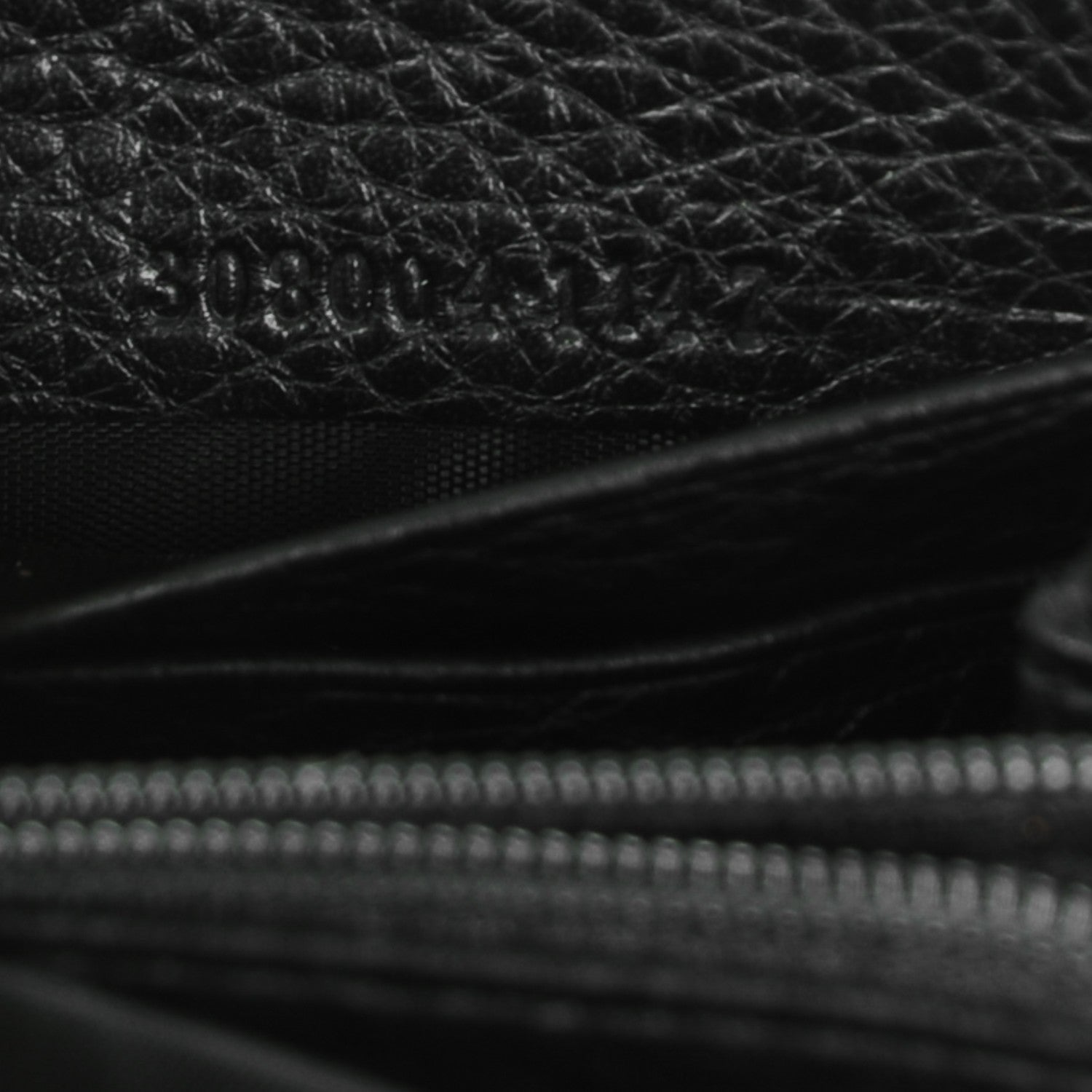 Gucci Pebbled Calfskin Soho Zip Around Wallet Black 7 of 7