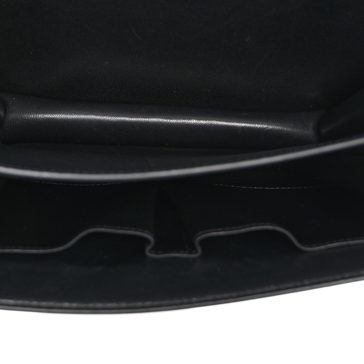 Box Calfskin Medium Classic Box Flap Bag Black