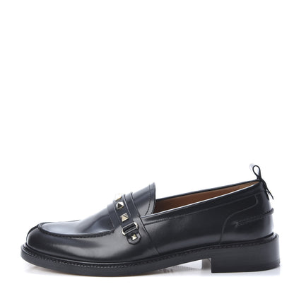 Valentino Garavani Calfskin Rockstud Abraded Loafers 39.5 Black 1 of 7