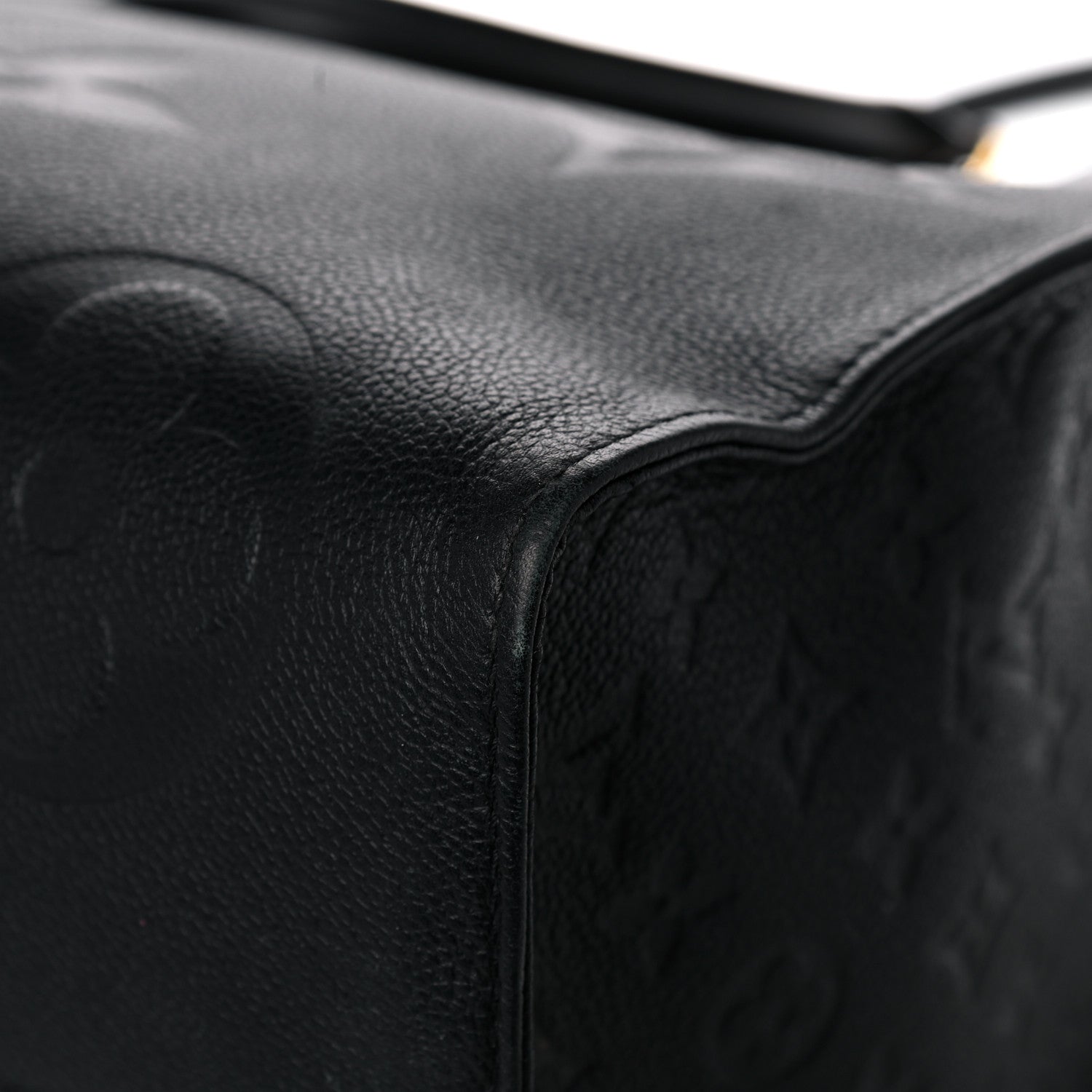 Louis Vuitton Empreinte Monogram Giant Onthego GM Black 26 of 29