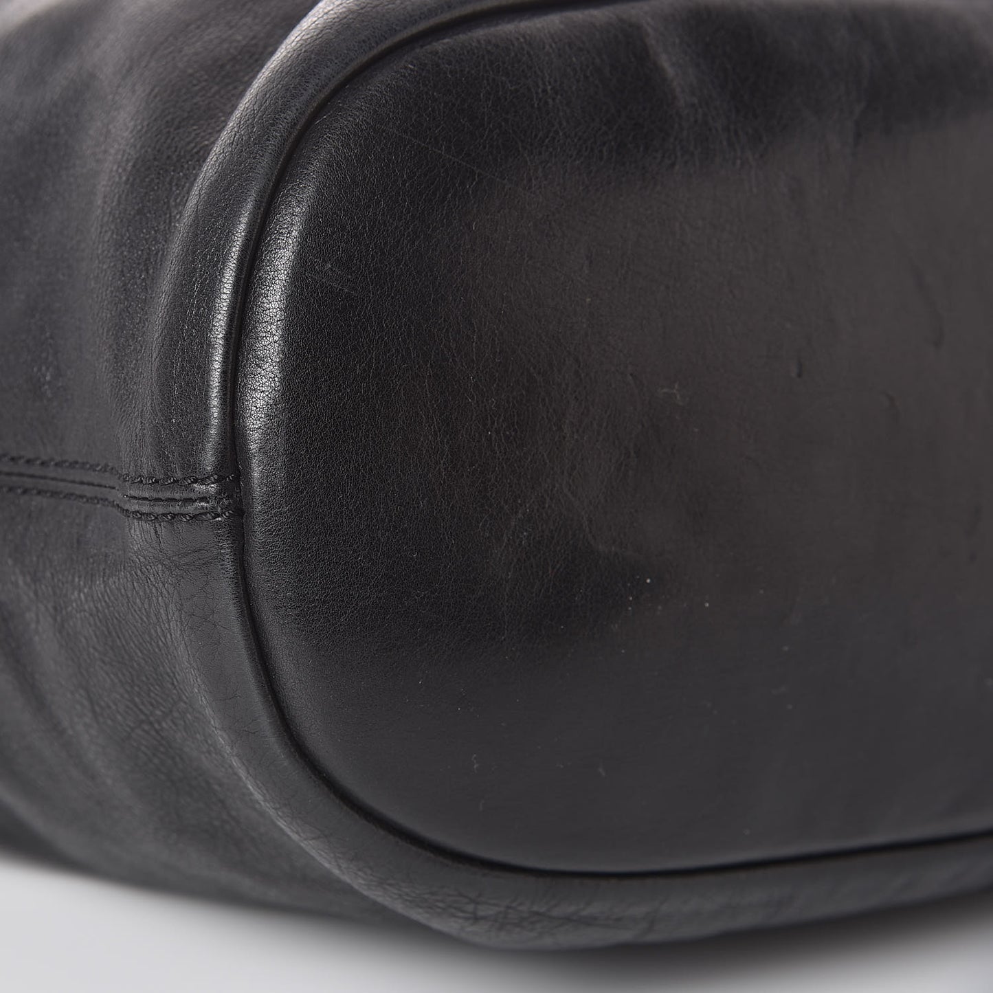 Lambskin Medium Nightingale Black