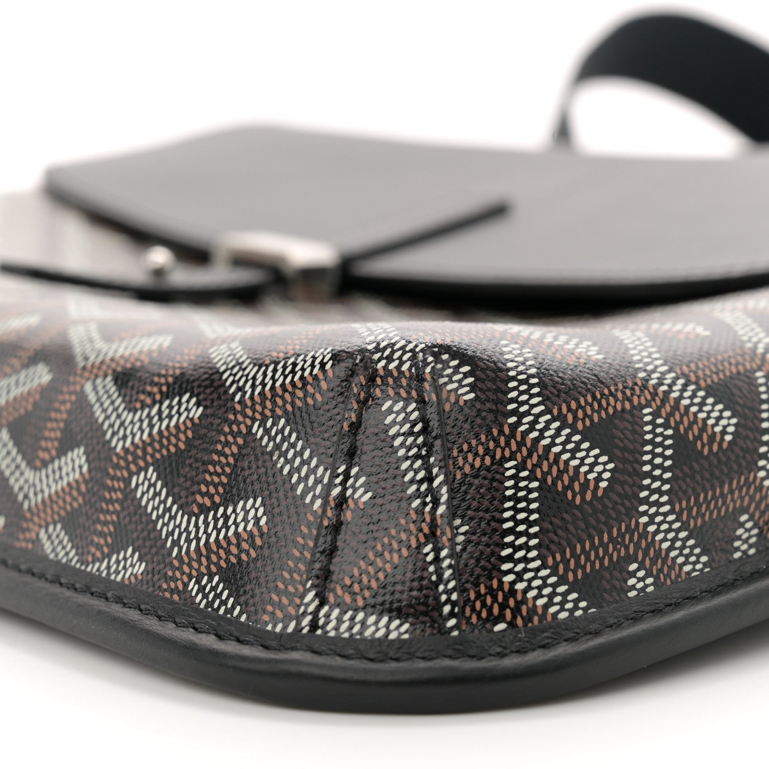Goyard Goyardine Coursier Messenger Bag Black 9 of 9