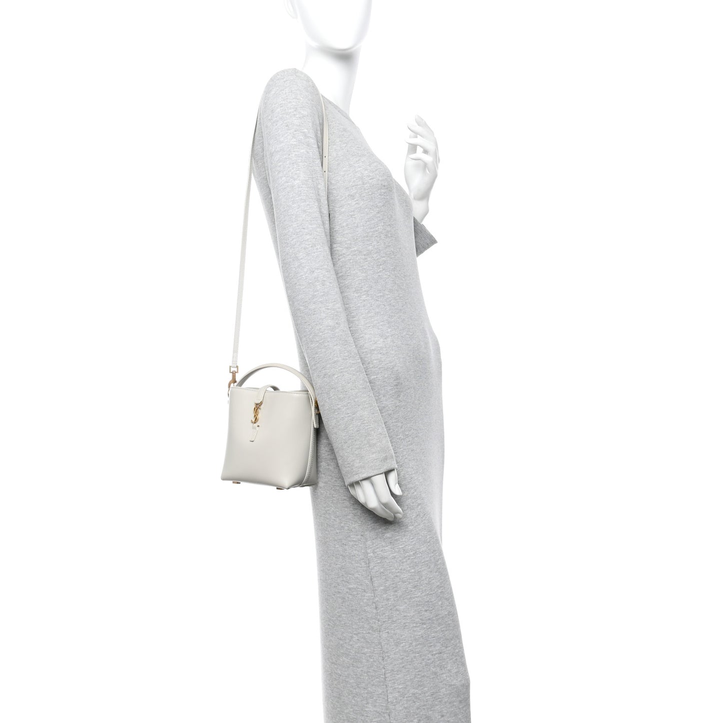 Shiny Calfskin Le 37 Mini Bucket Bag Blanc Vintage