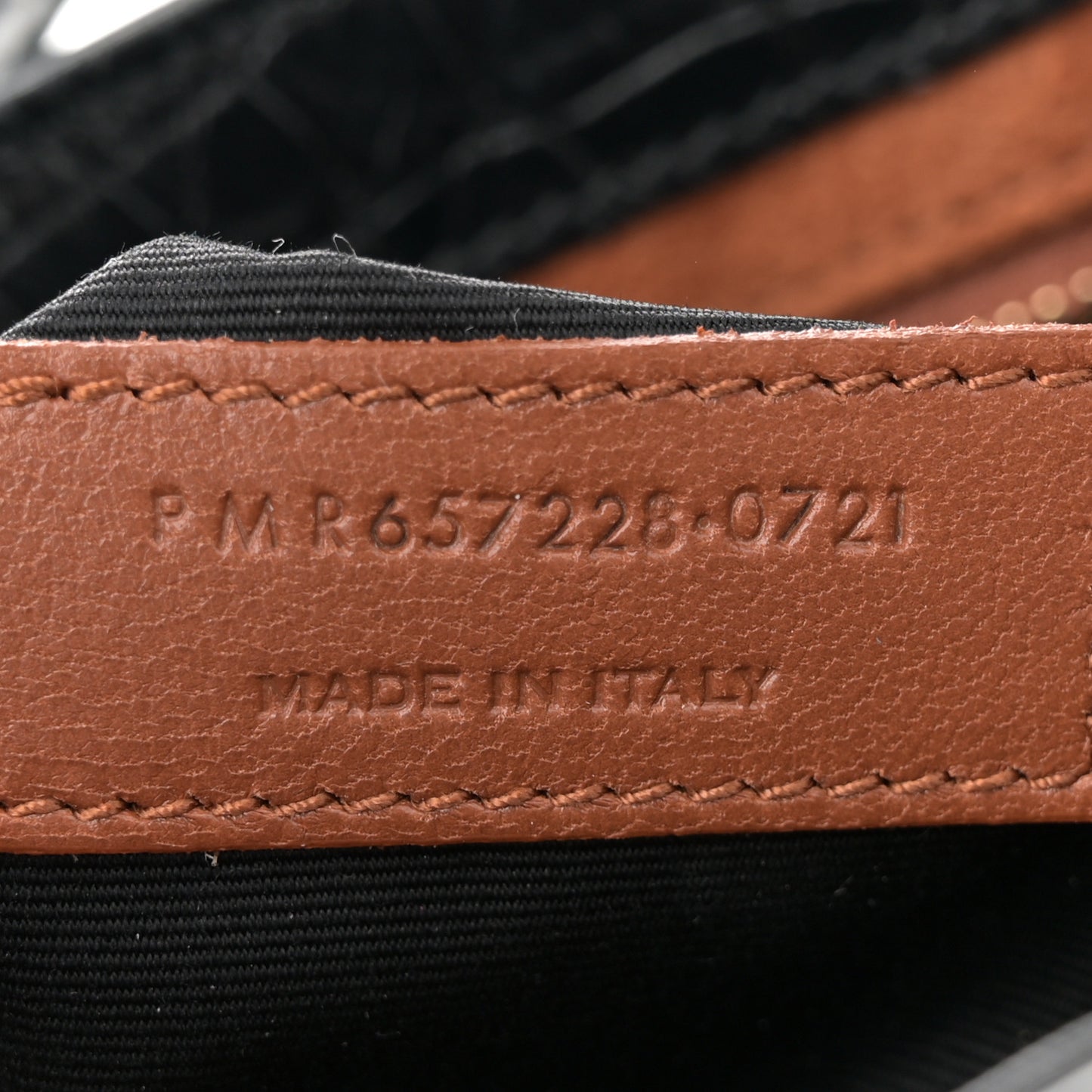 Calfskin Crocodile Embossed LE 5 A 7 Hobo Black