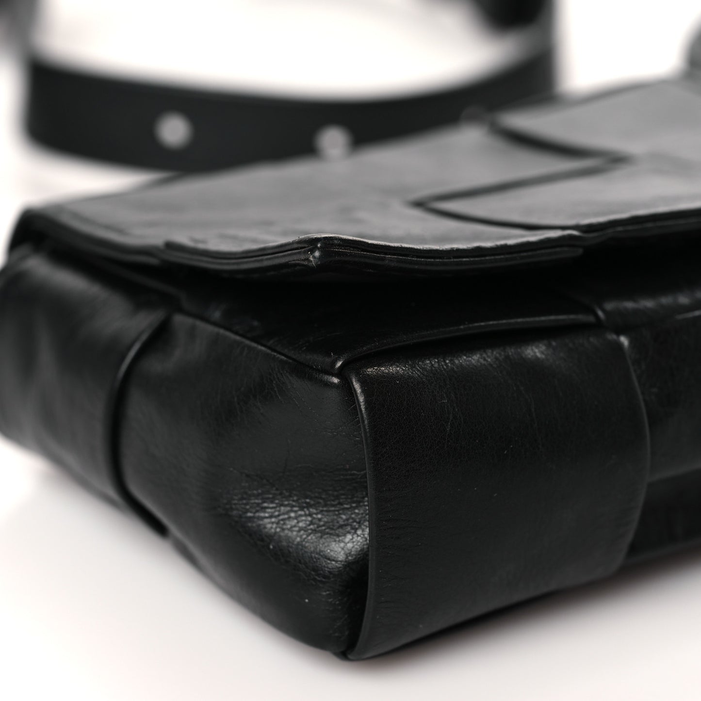 Paper Calfskin Maxi Intreccio Extra Mini Cassette Crossbody Bag Black
