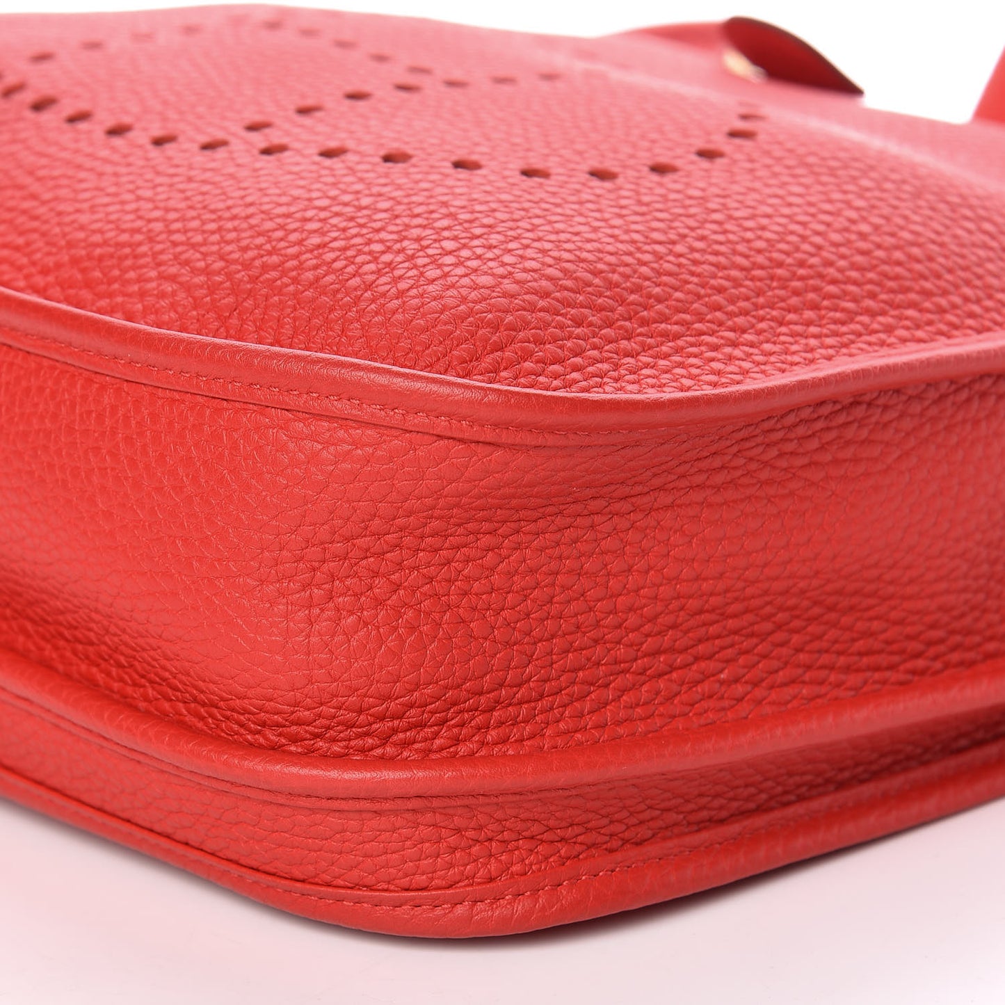 Taurillon Clemence Evelyne III PM Rouge De Coeur