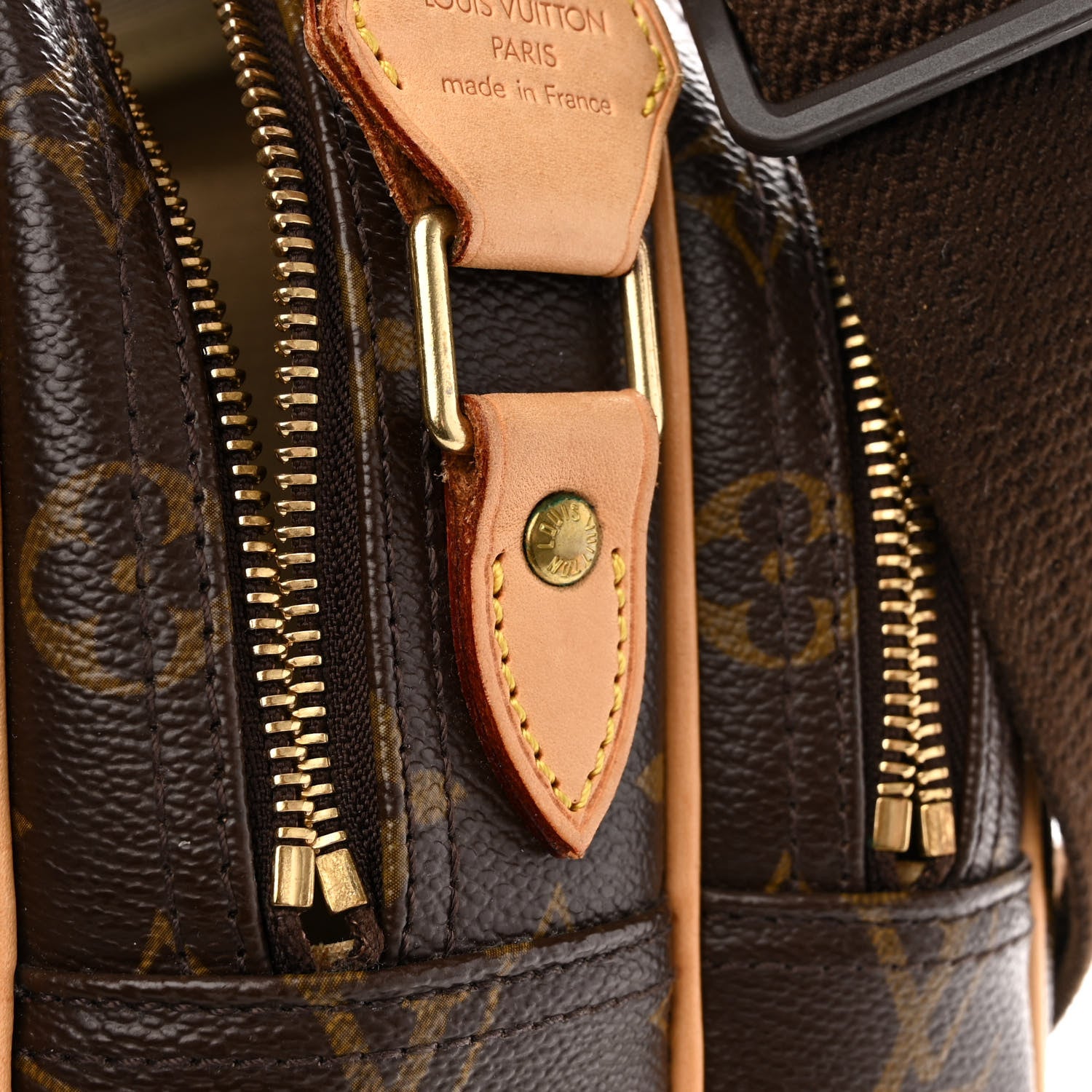 Louis Vuitton Monogram Reporter PM 11 of 13