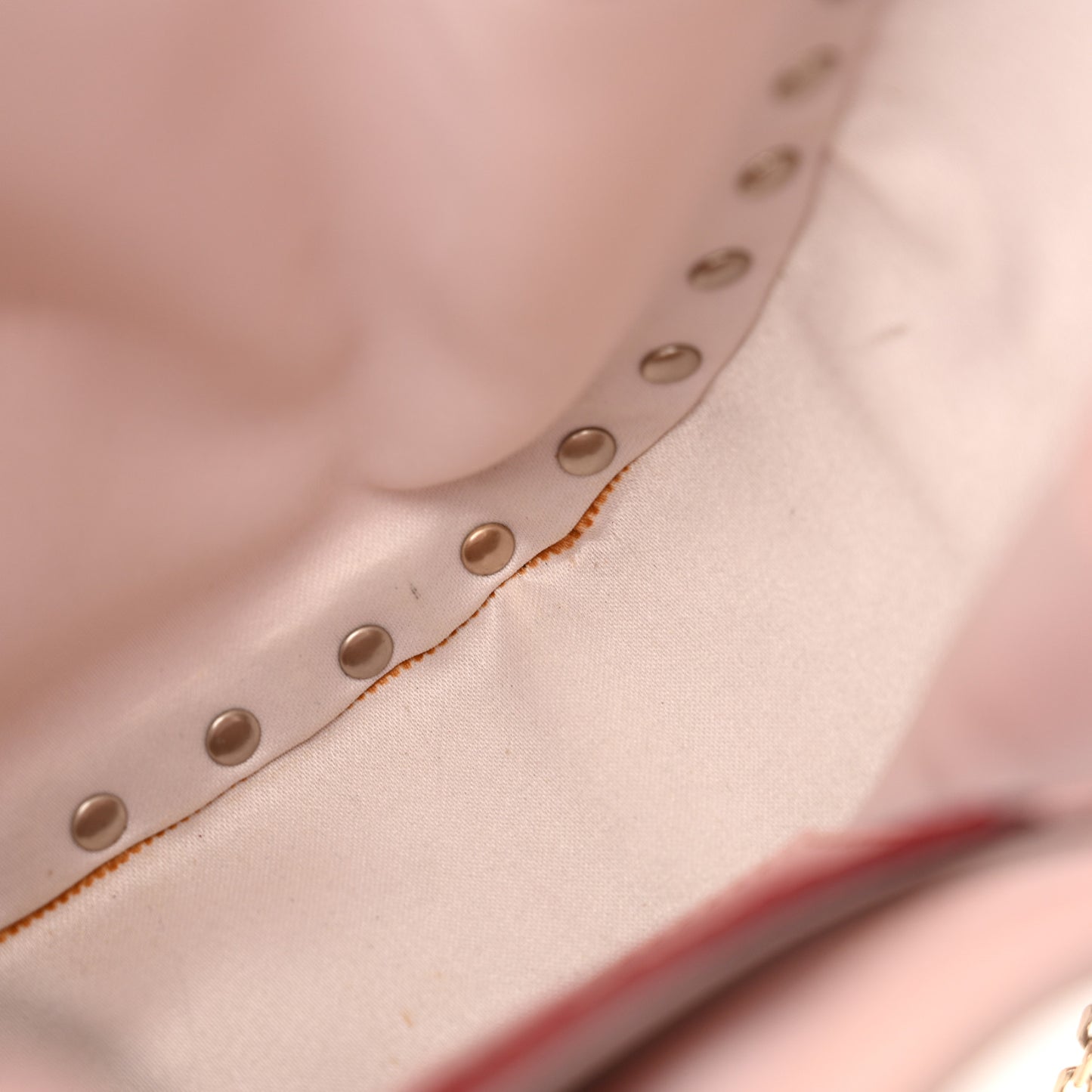 Vitello Mini Rockstud Chain Strap Bucket Bag Water Rose