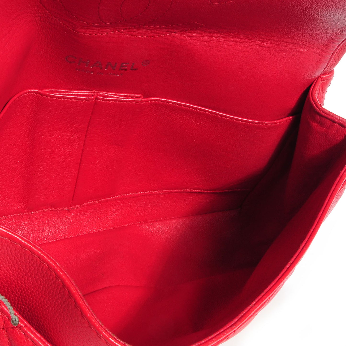 Soft Caviar Medium Double Flap Red