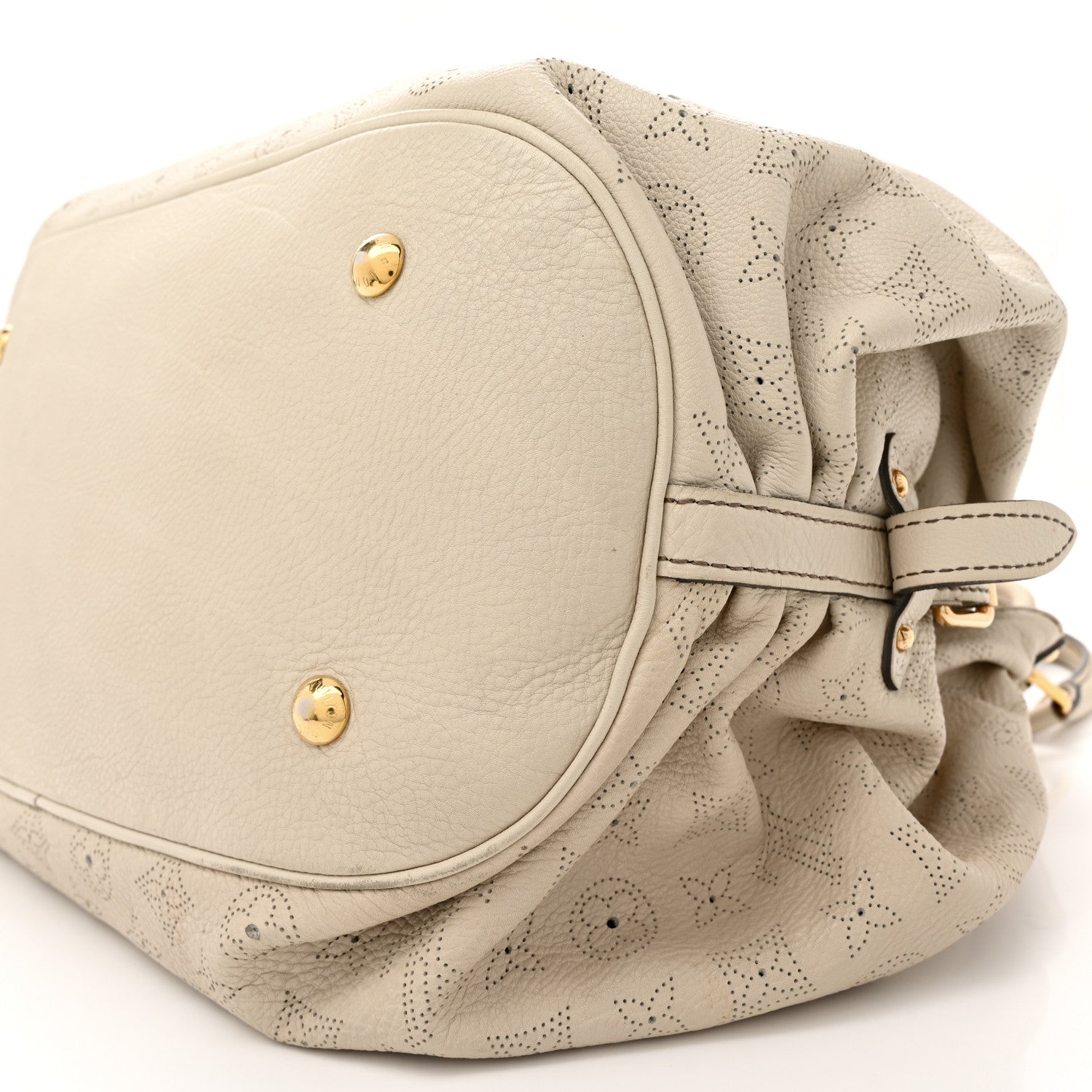 Louis Vuitton Mahina XL Gris 9 of 20