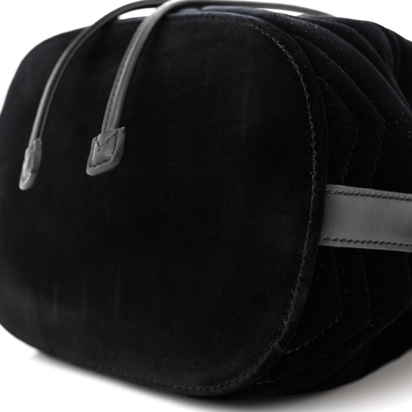 Velvet Matelasse GG Marmont Bucket Bag Black
