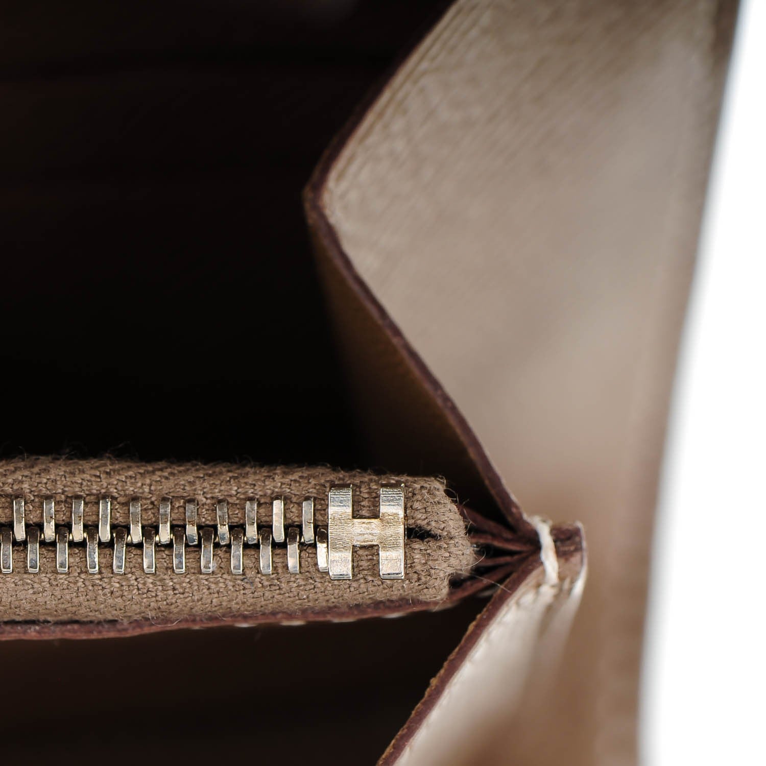 Hermes Epsom Kelly Longue Wallet Etoupe 2 of 10