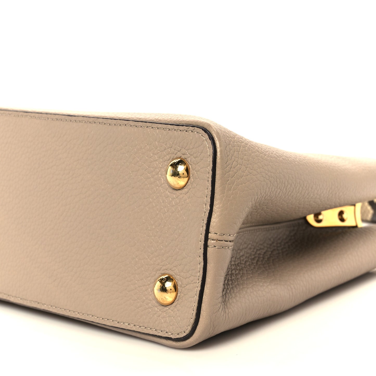 Taurillon Snakeskin Capucines PM Galet