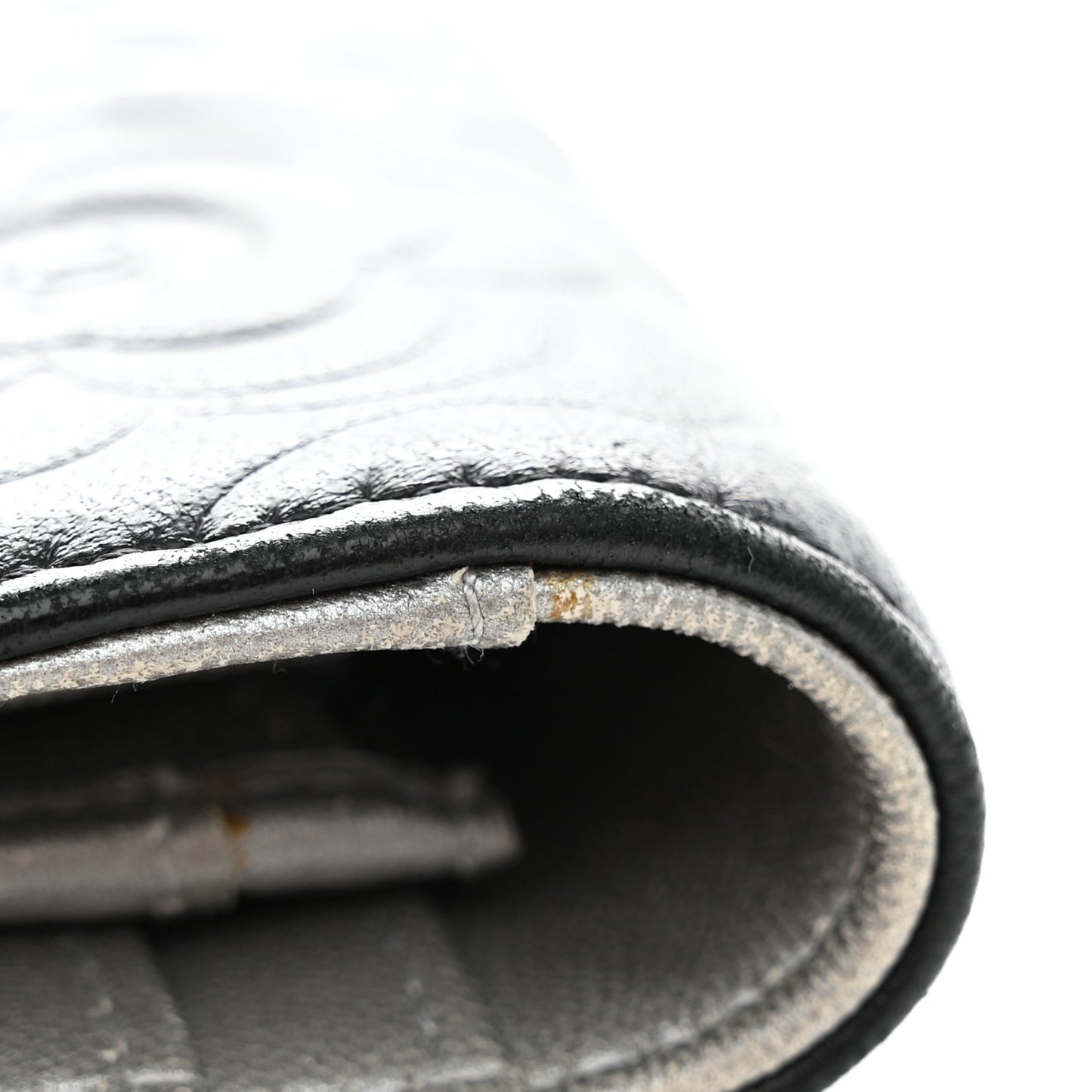 Lambskin Camellia Embossed Yen Wallet Black