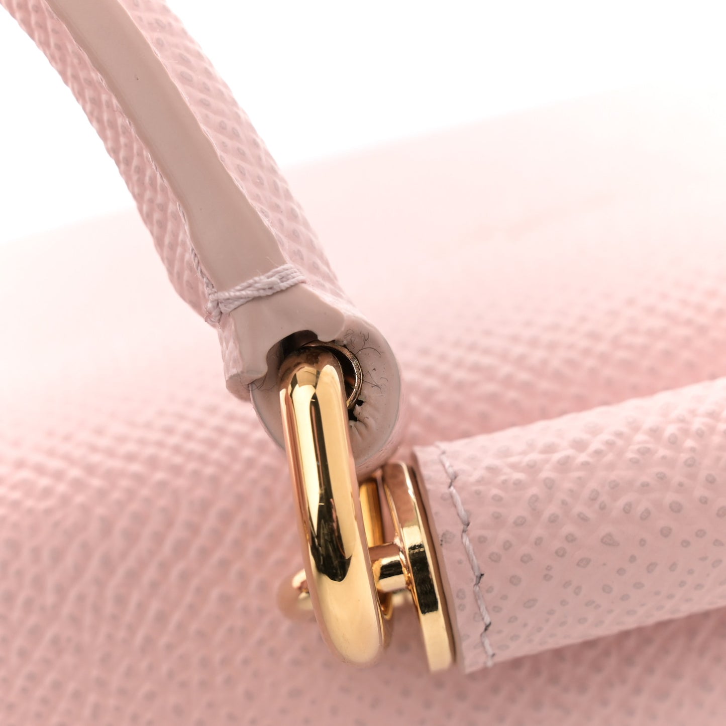 Dauphine Gloss Chain Strap Phone Bag Cipria