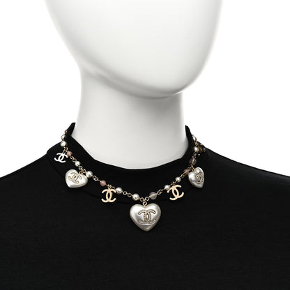 Chanel Pearl Crystal CC Heart Necklace Pearly White Gold 2 of 6