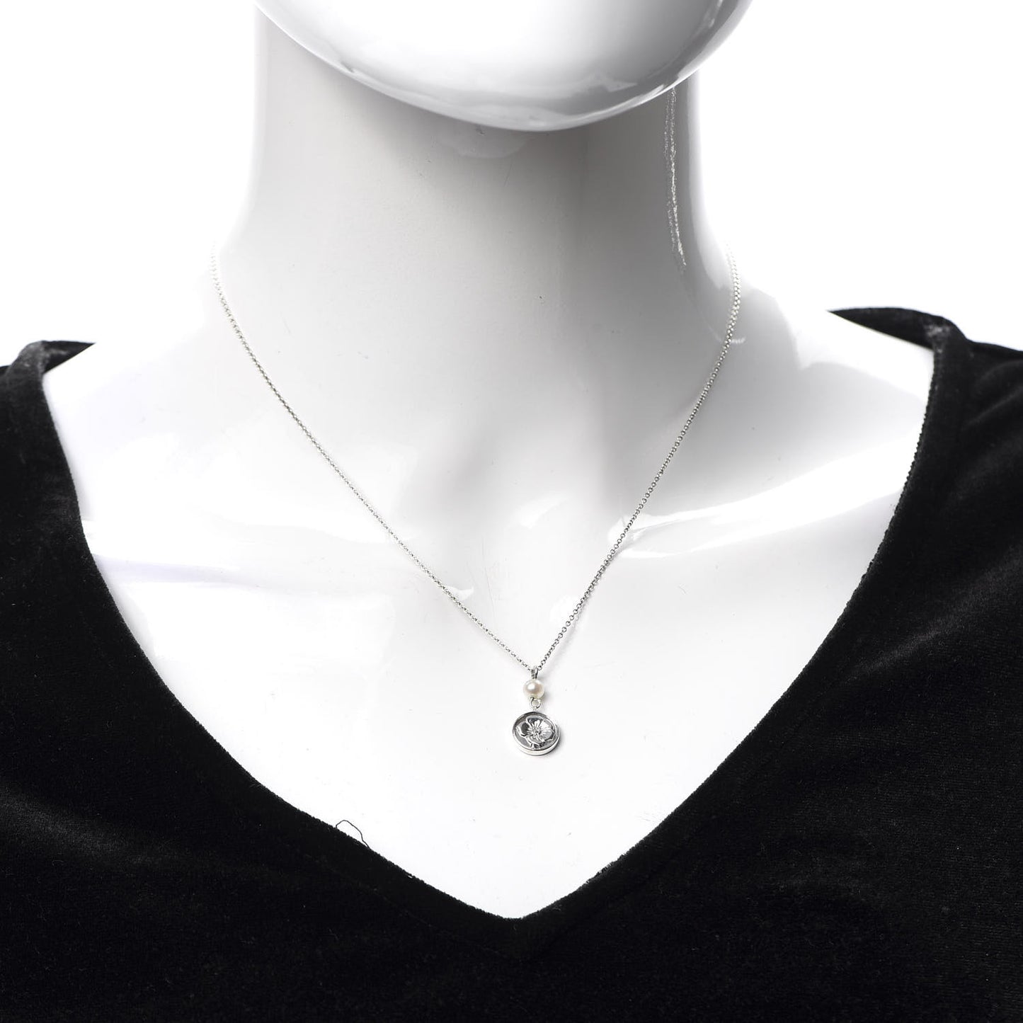 Sterling Silver Pearl Nature Rose Pendant Necklace