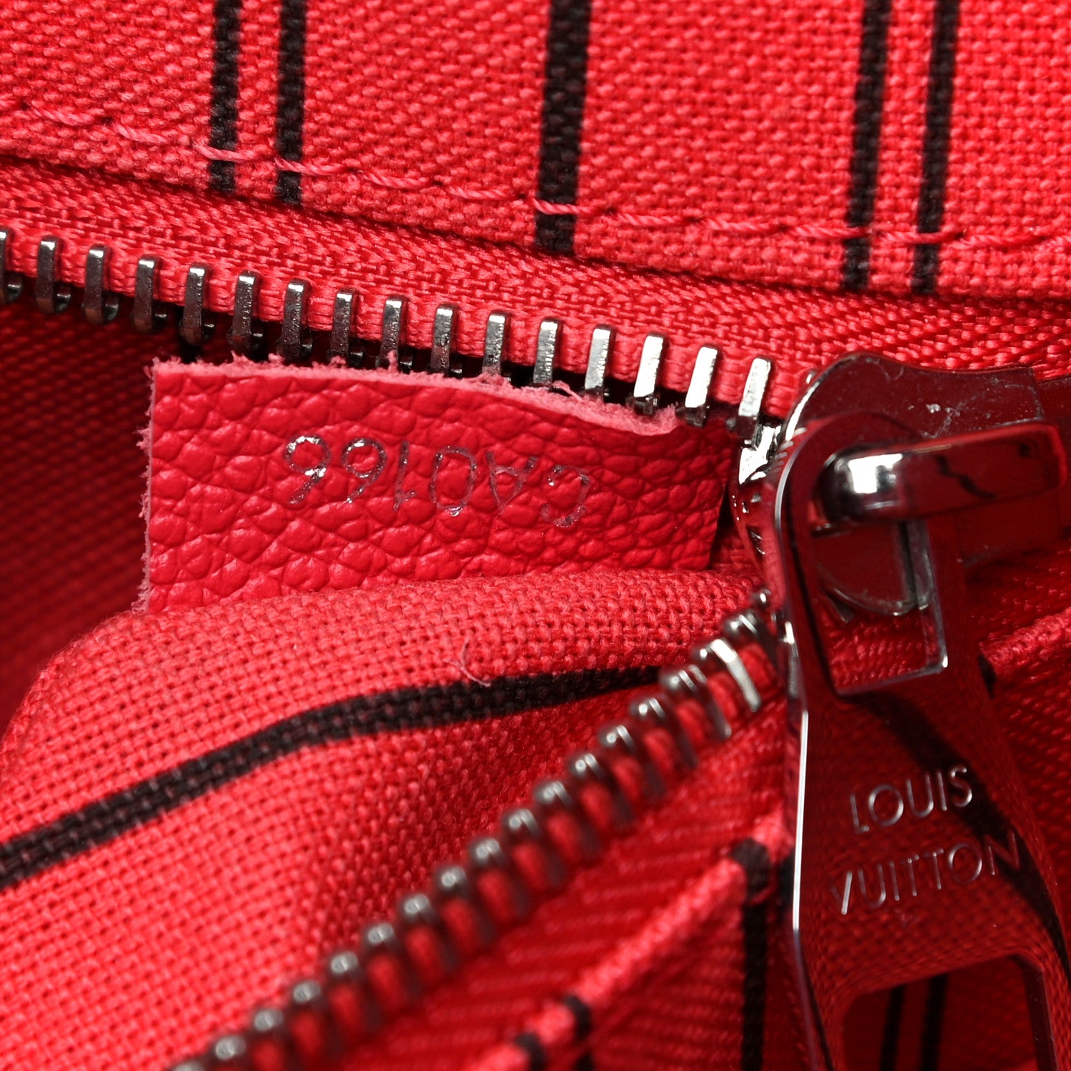 Louis Vuitton Empreinte Pont Neuf MM Poppy 8 of 11
