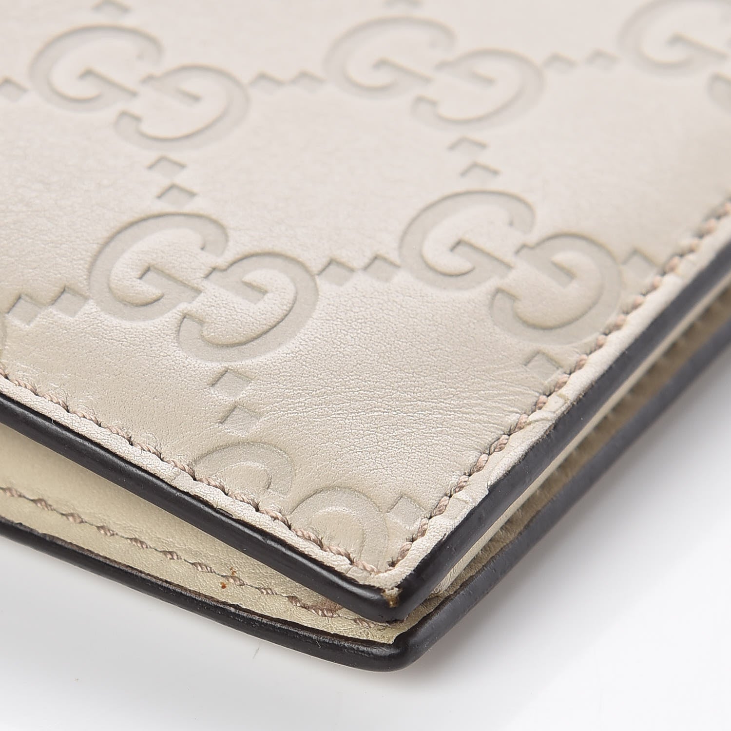 Gucci Guccissima Bi-Fold Wallet White 6 of 17