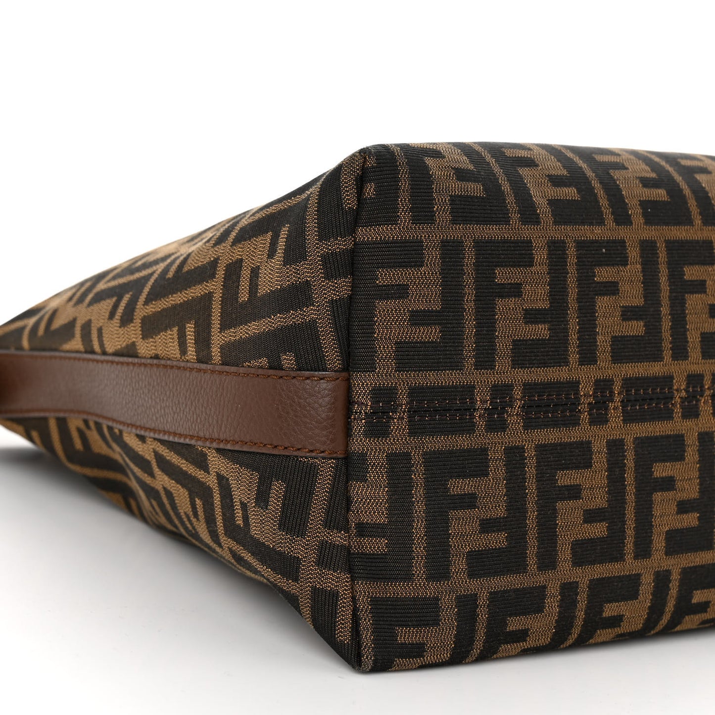 Zucca Vitello Artic Small Hobo Tobacco Castagna