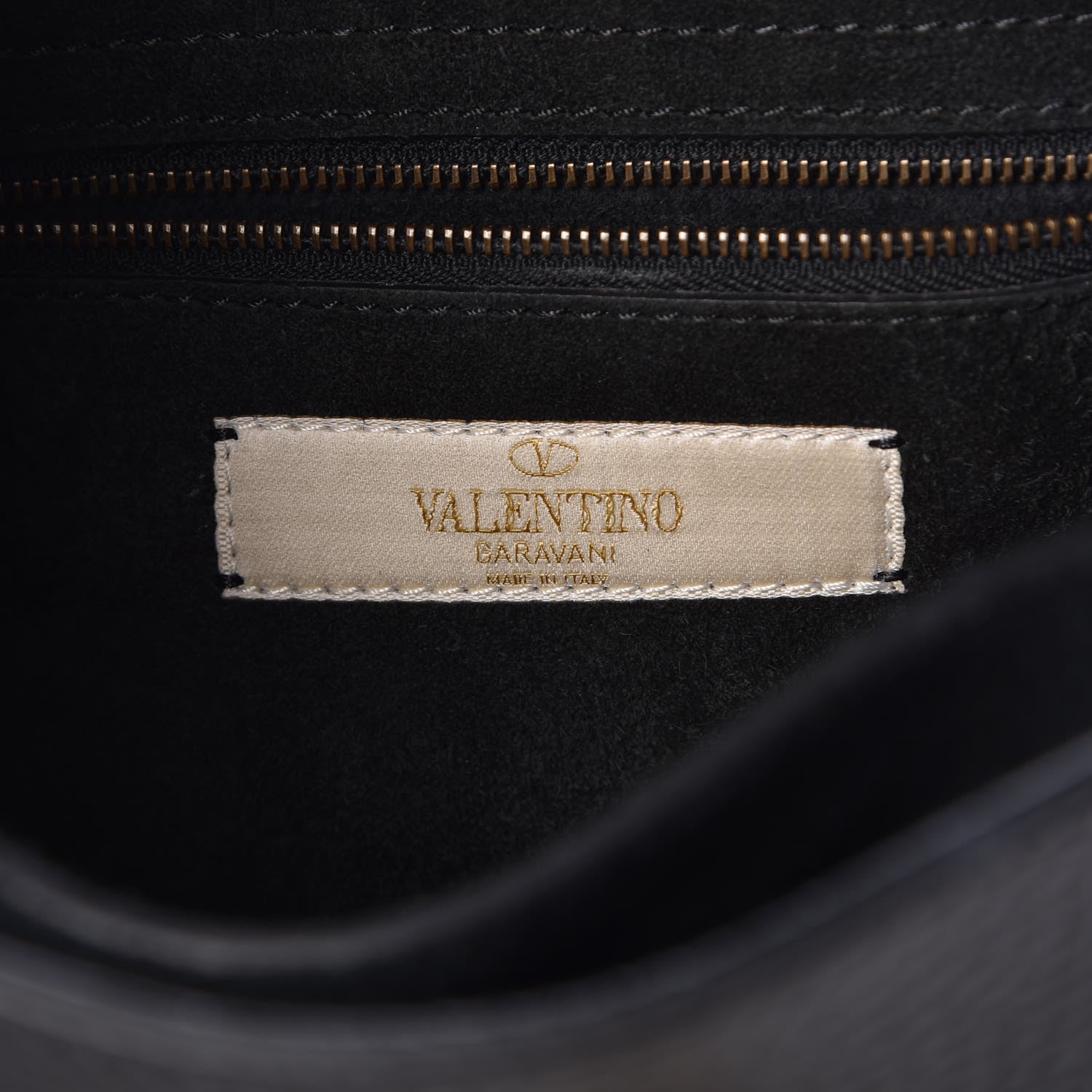 Valentino Garavani Pebbled Calfskin Turquoise Medium Guitar Strap Rockstud Rolling Flap Saddle Bag Black 6 of 9