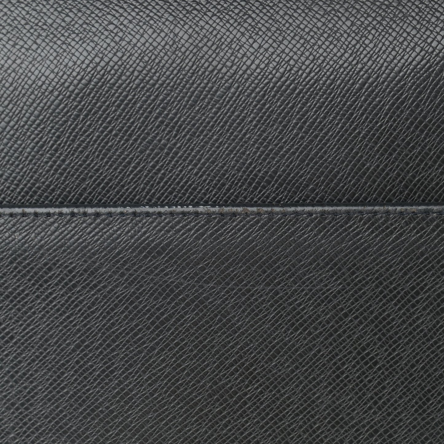 Taiga Robusto 2 Compartment Briefcase Black