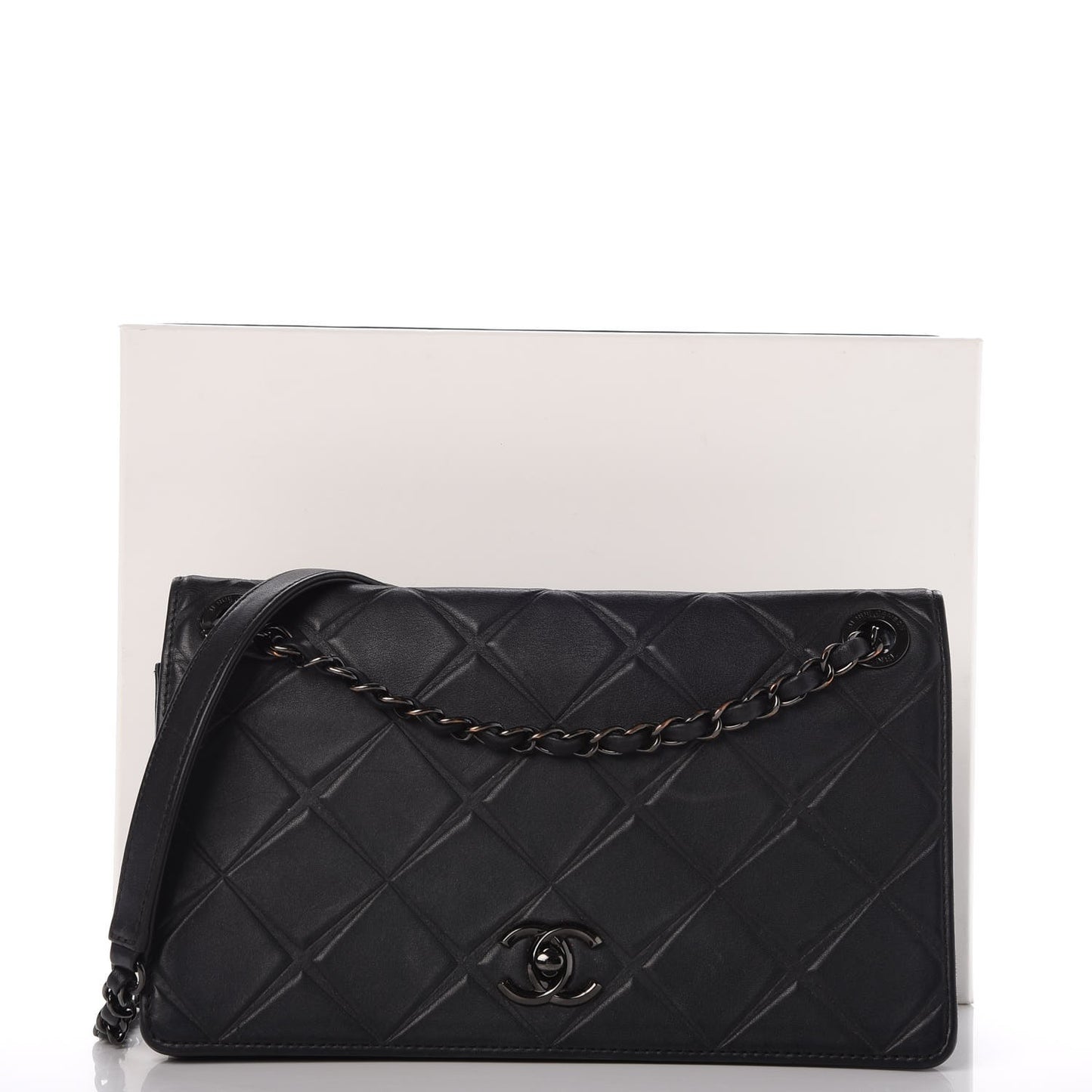 Calfskin Small Propeller Flap Black