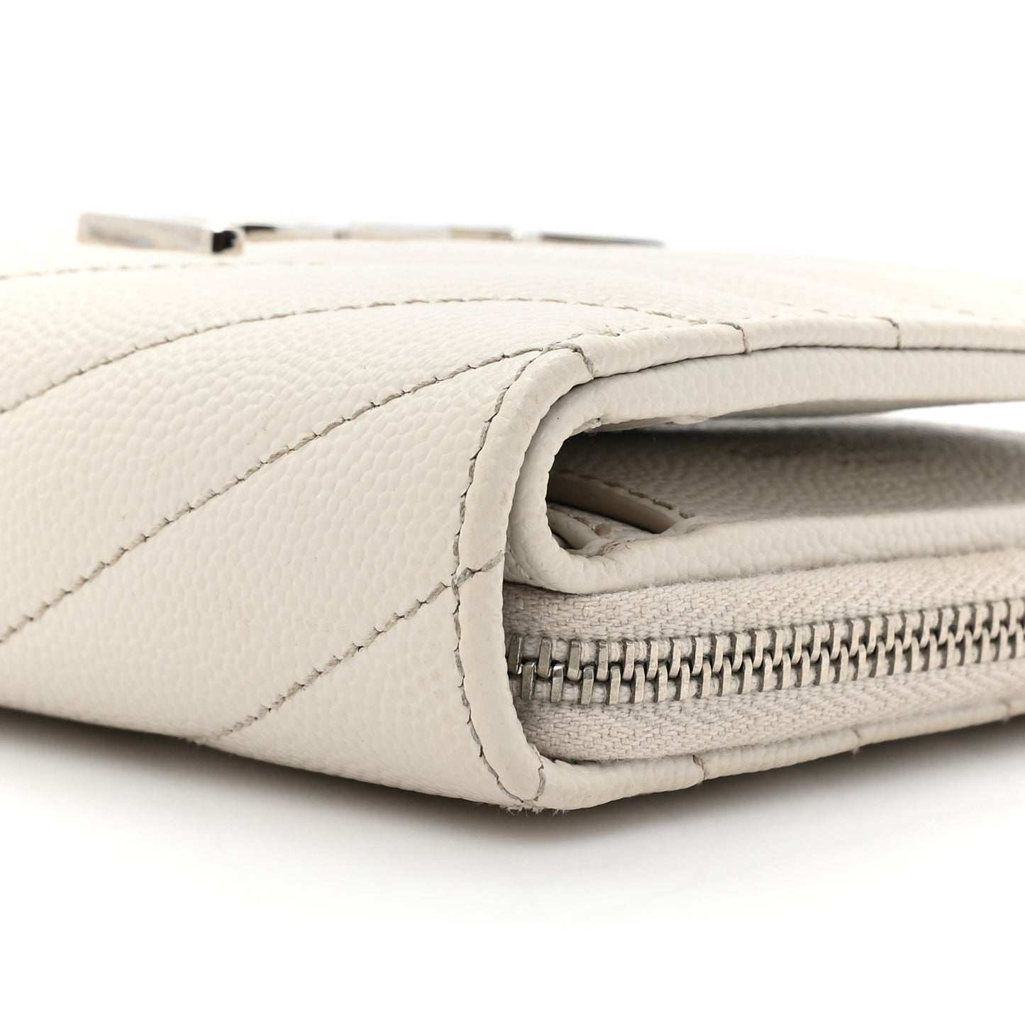 Grain De Poudre Matelasse Chevron Monogram Compact Zip Around Wallet Ivory