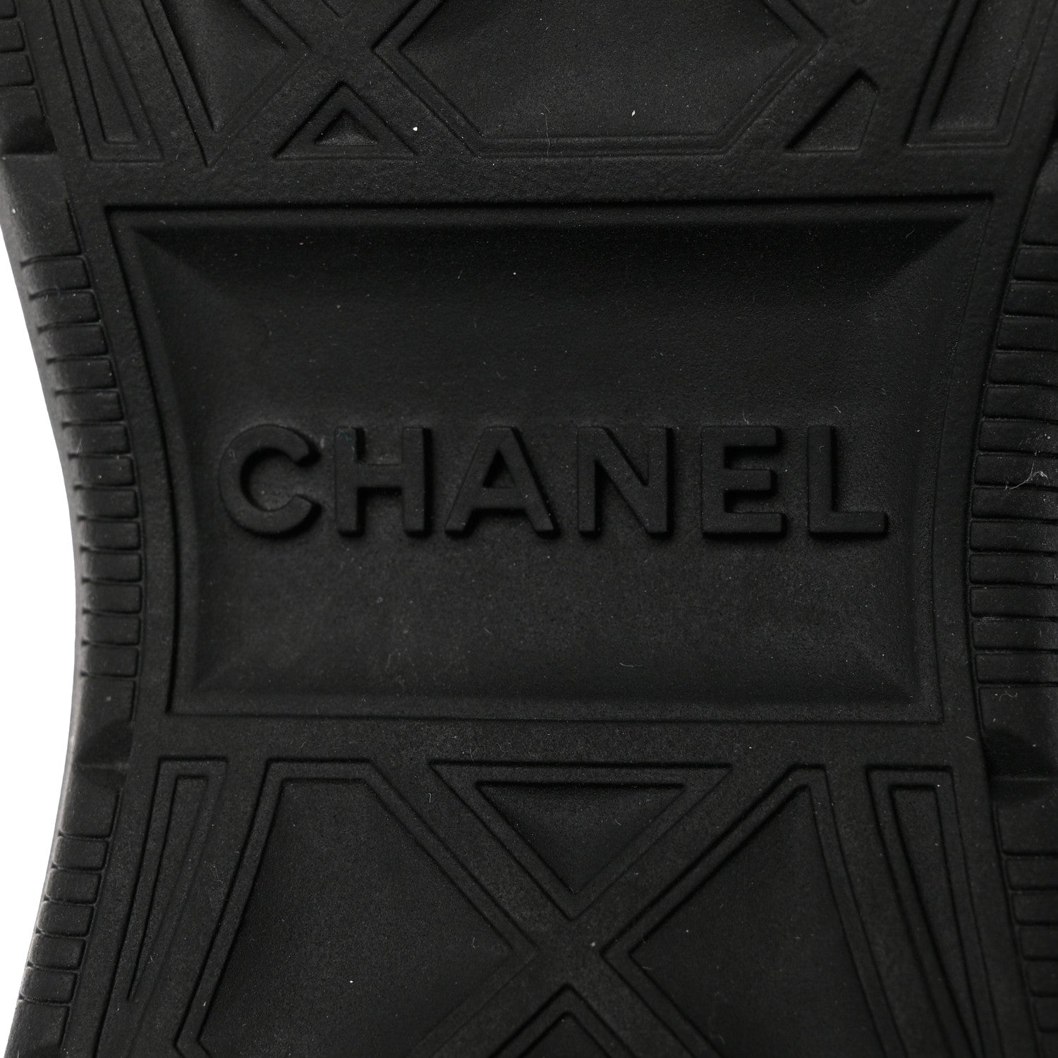 Chanel Velvet Calfskin Mixed Fibers CC Sneakers 37.5 Black 8 of 11