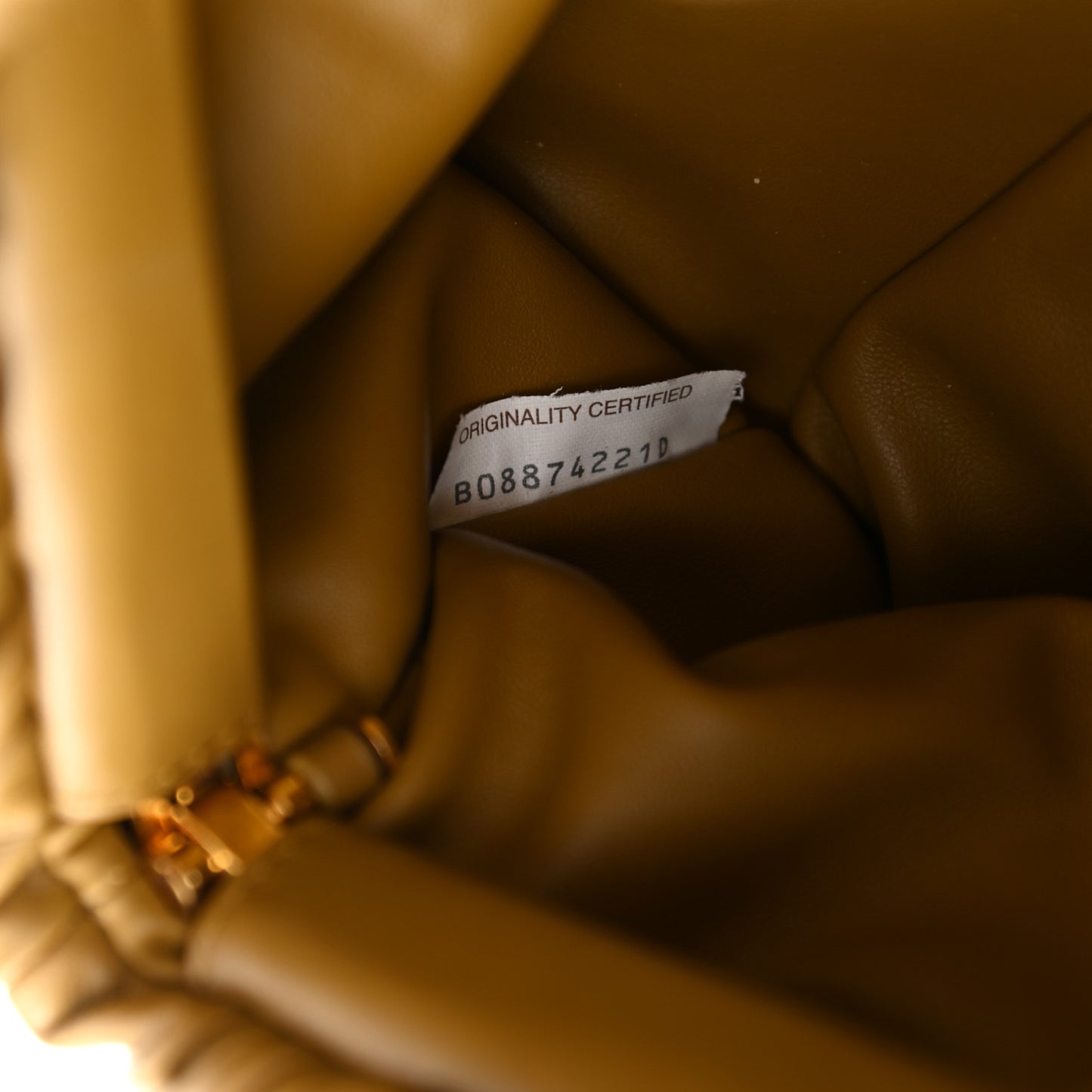 Calfskin The Pouch Chain Moutarde