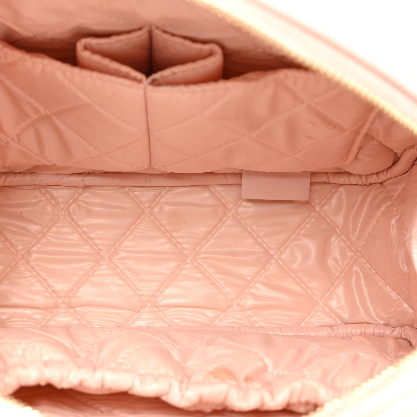 Caviar Quilted Medium Curvy Pouch Cosmetic Case Light Pink