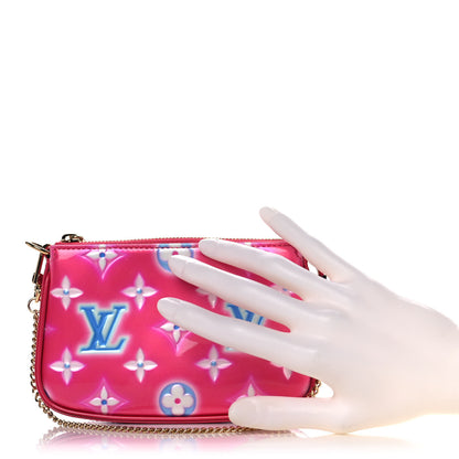 Louis Vuitton Vernis Valentine Mini Pochette Accessories Fuchsia Neon 2 of 10