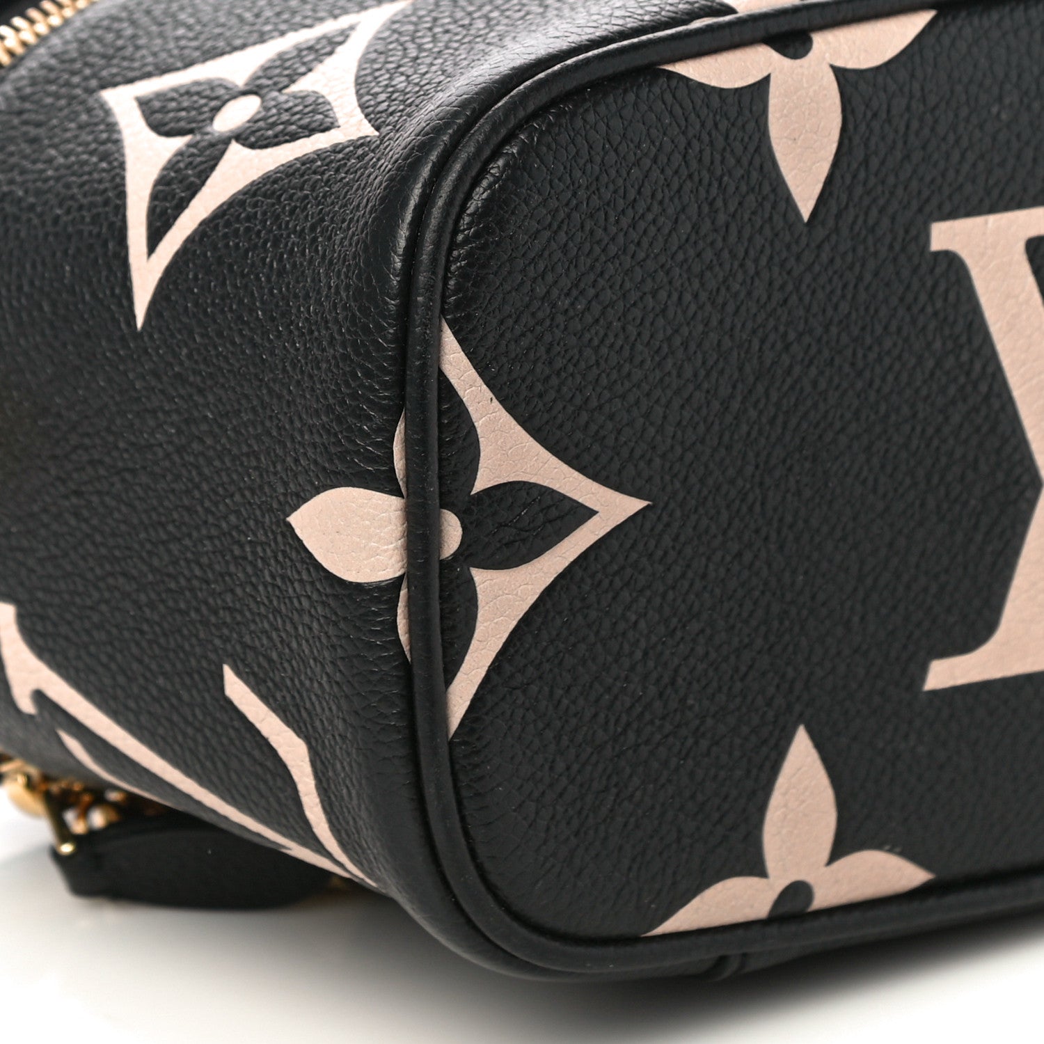 Louis Vuitton Empreinte Monogram Giant Vanity PM Black Beige 8 of 9