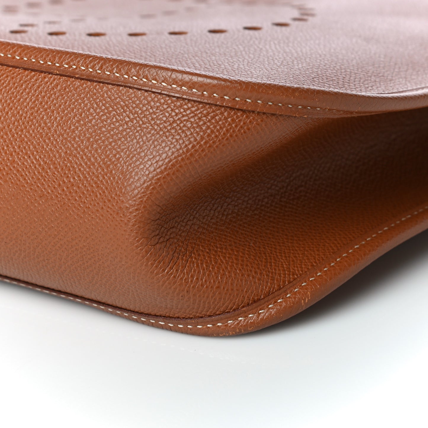 Epsom Evelyne III GM Gold