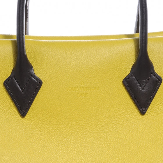 Louis Vuitton Veau Cachemire W PM Pistache 6 of 9