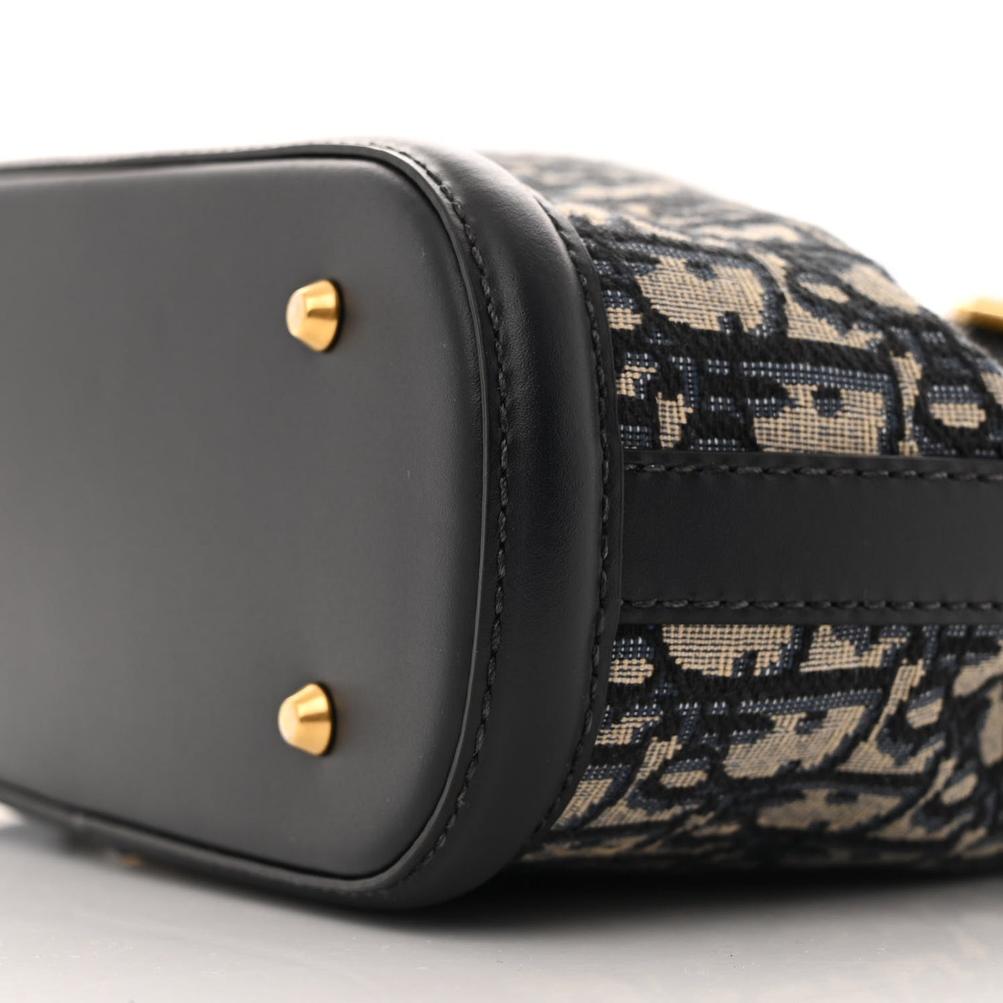 Oblique Calfskin Medium C'est Dior Bucket Bag Blue