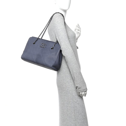 Chanel Washed Calfskin Diamond Stitch Large Hamptons Shopping Tote Blue 2 of 12