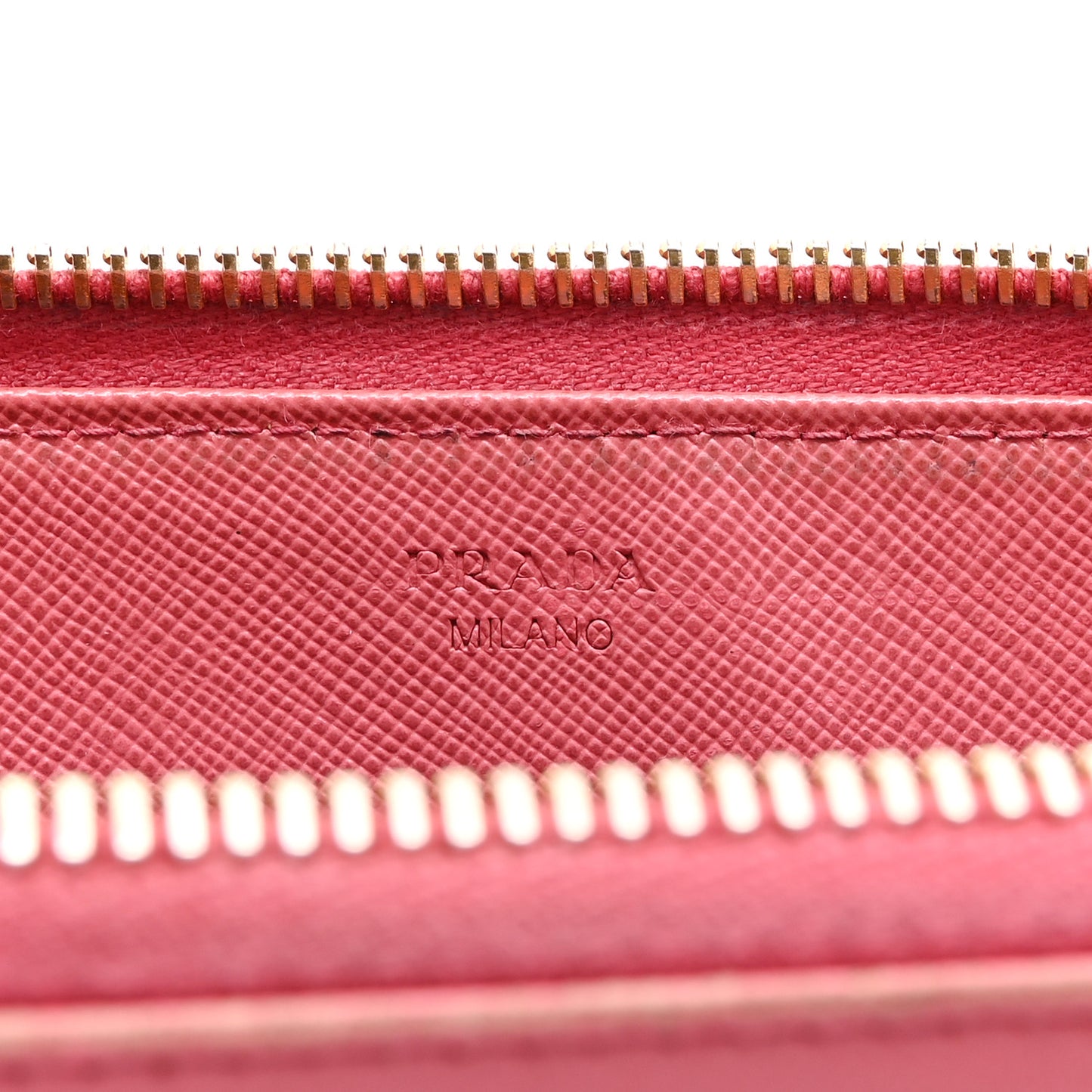 Saffiano Metal Zip Around Wallet Ibisco