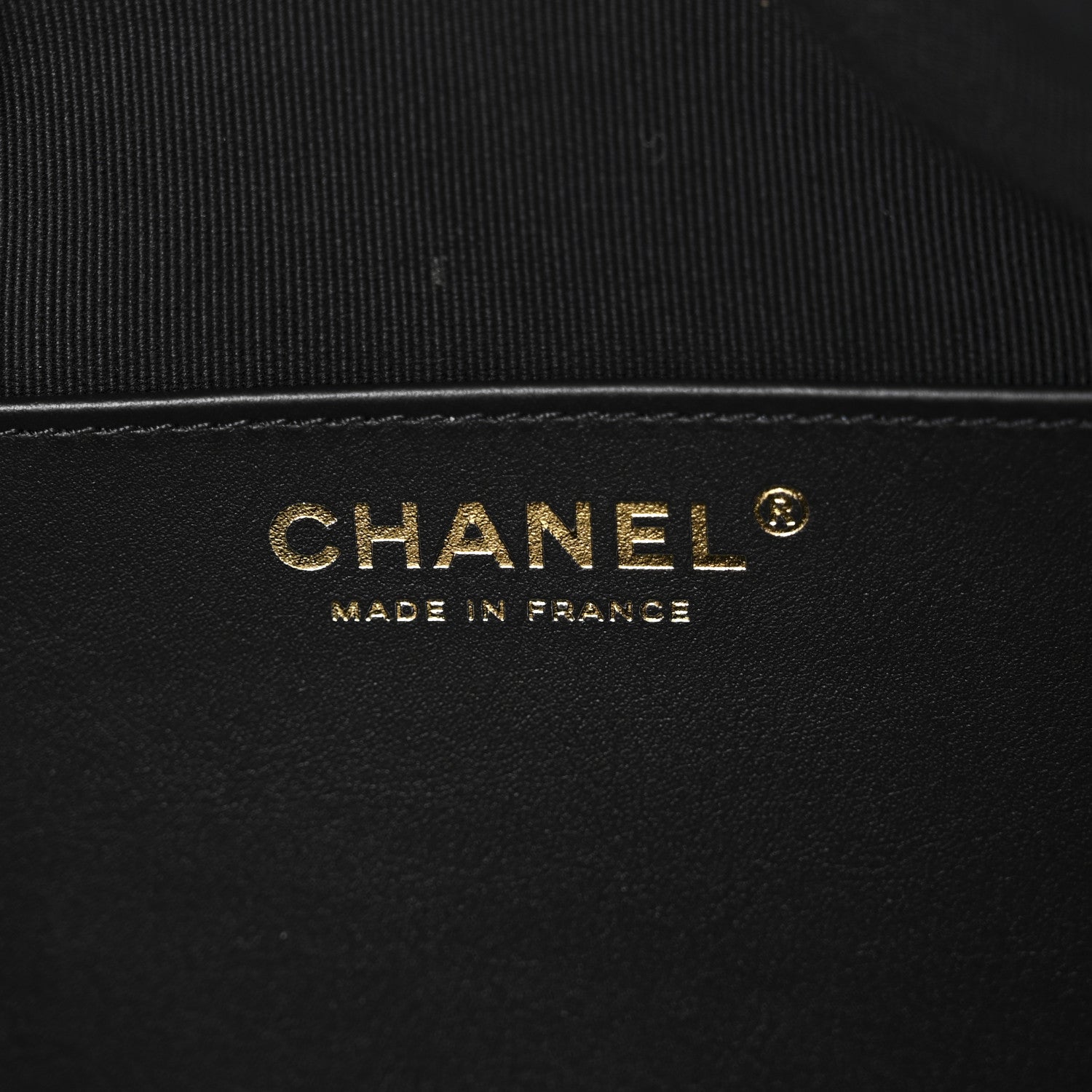 Chanel Shiny Lambskin Quilted CC Hobo Black 6 of 10