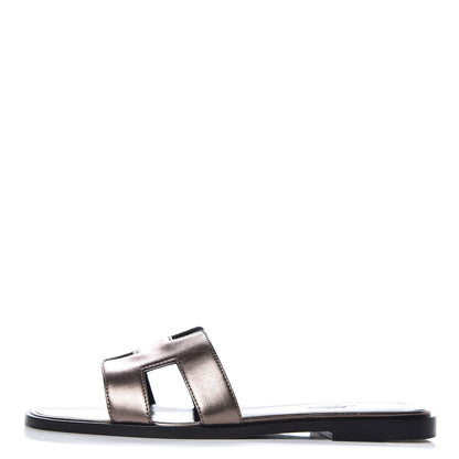 Hermes Metallic Nappa Oran Sandals 37 Or Vieilli 1 of 7