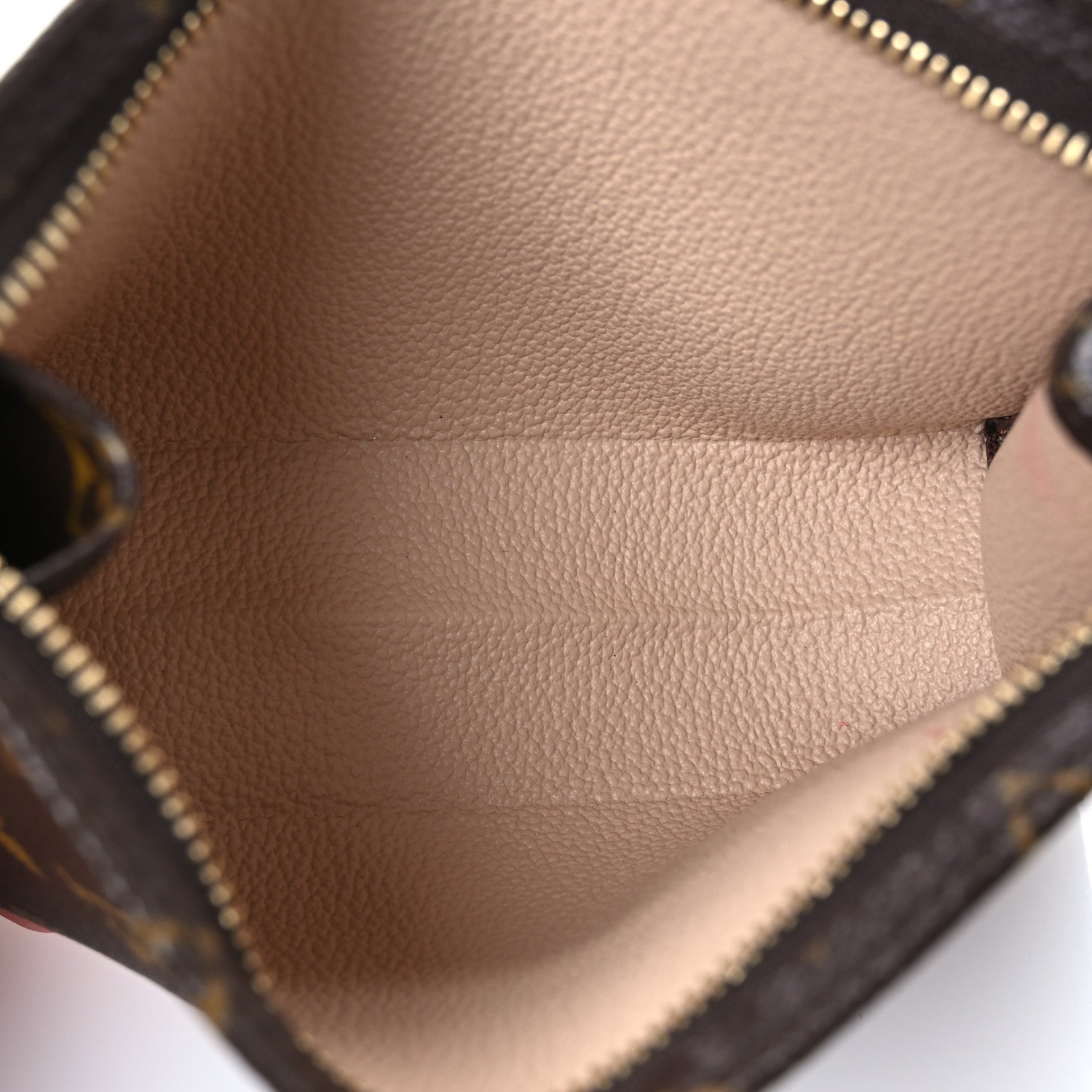 Louis Vuitton Monogram Toiletry Pouch 15 5 of 8