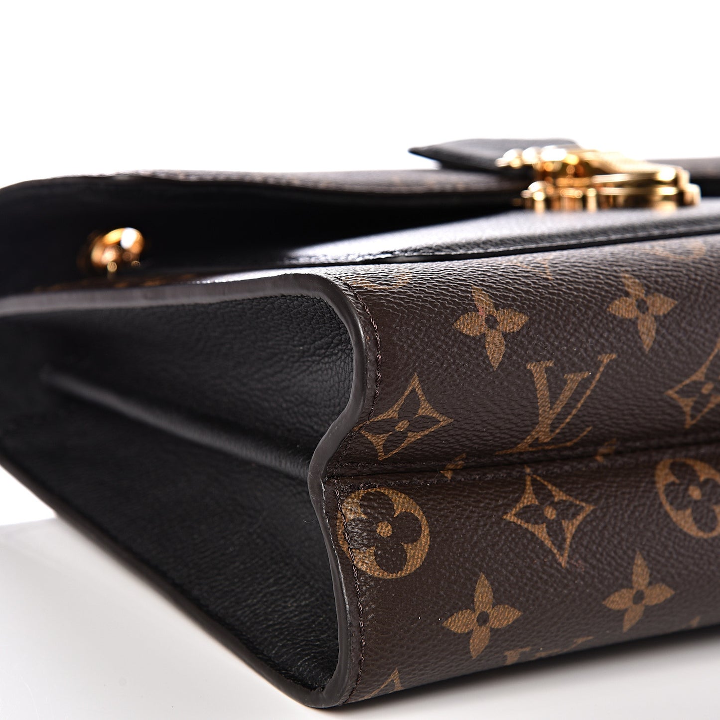 Monogram Victoire Black