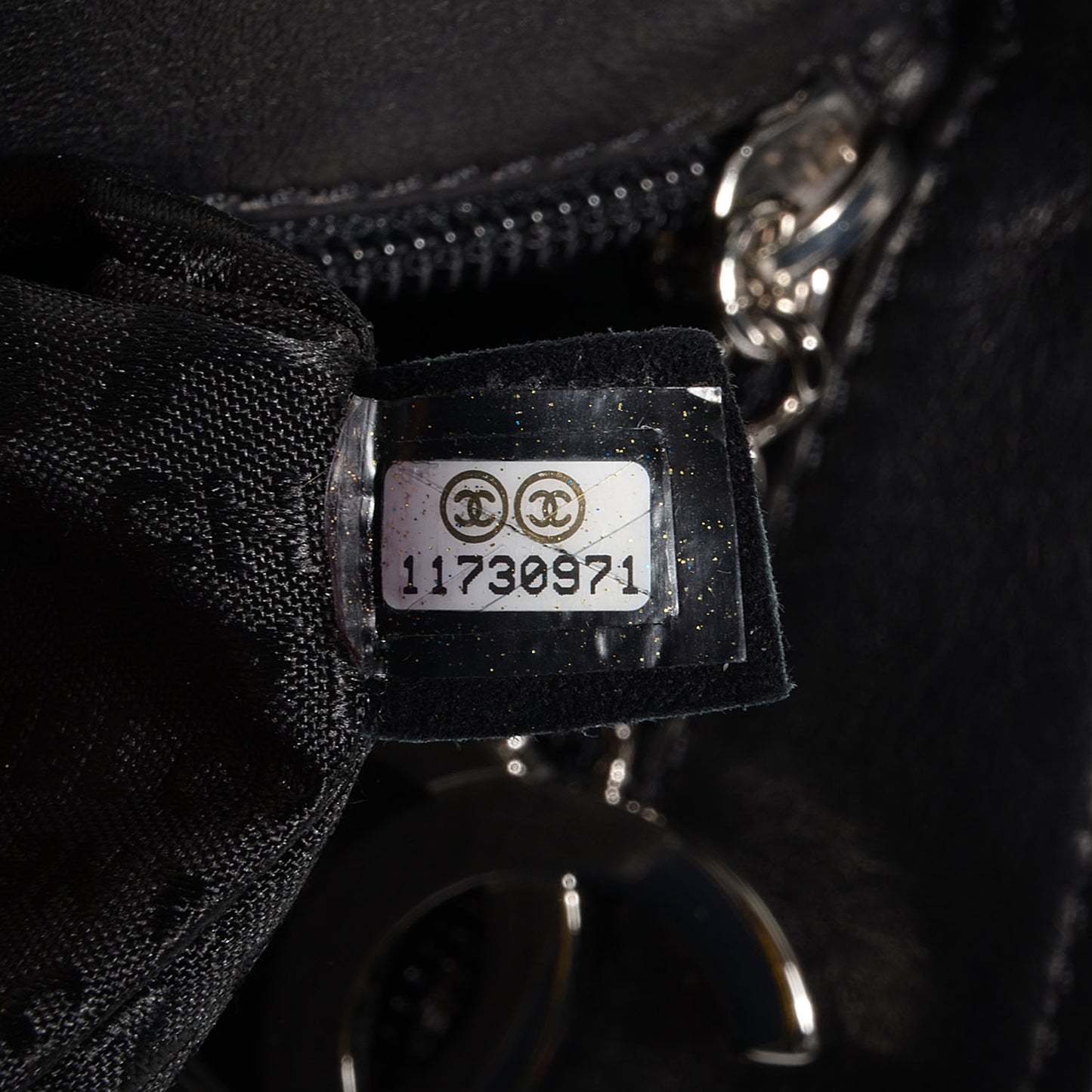 Lambskin Medium Ultimate Soft Tote Black
