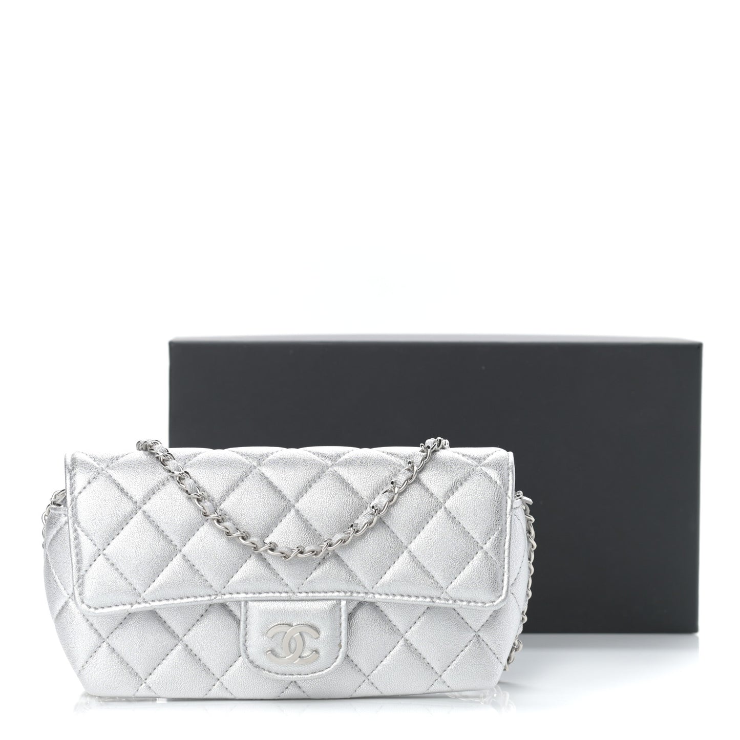 Metallic Lambskin Quilted Glasses Case With Chain Silver